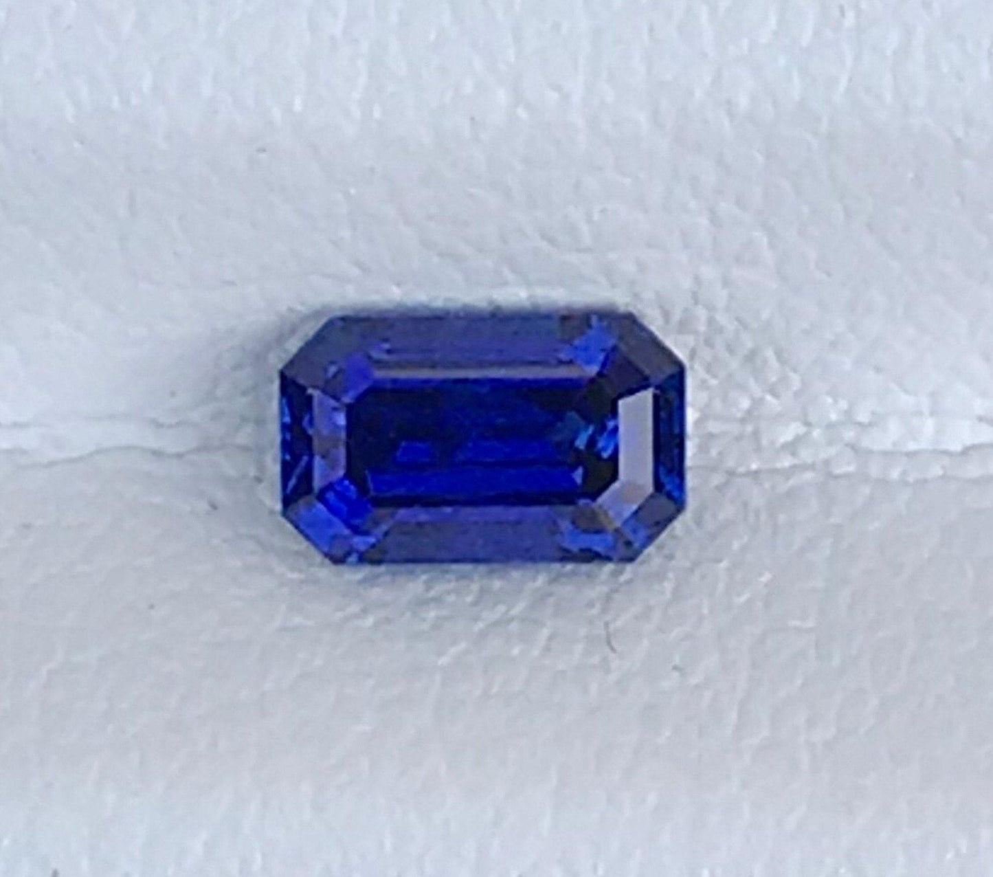 0.74CT Natural Blue Sapphire
