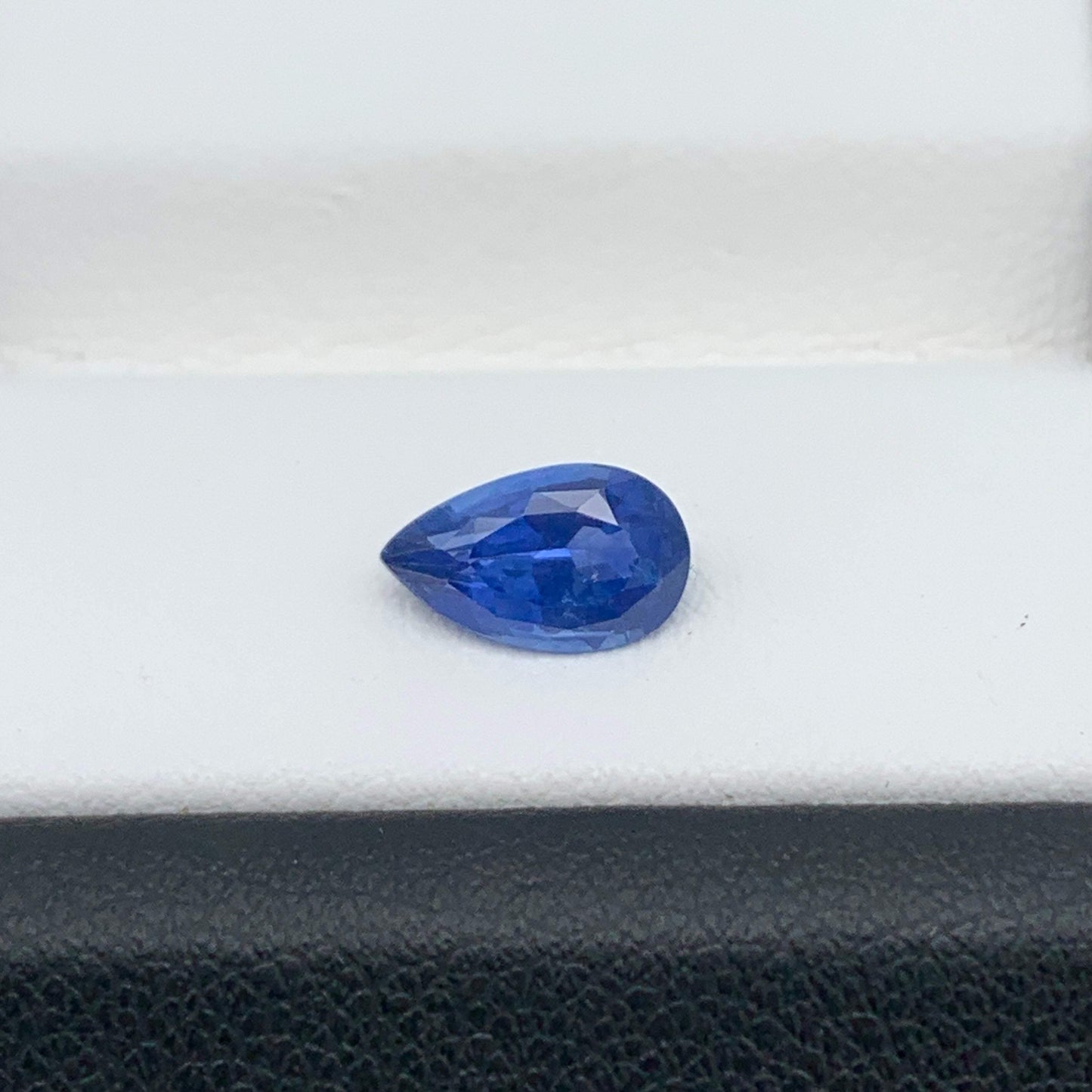 1.15CT Natural Blue Sapphire