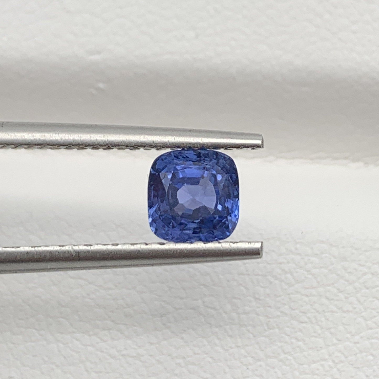 1.06CT Natural Blue Sapphire
