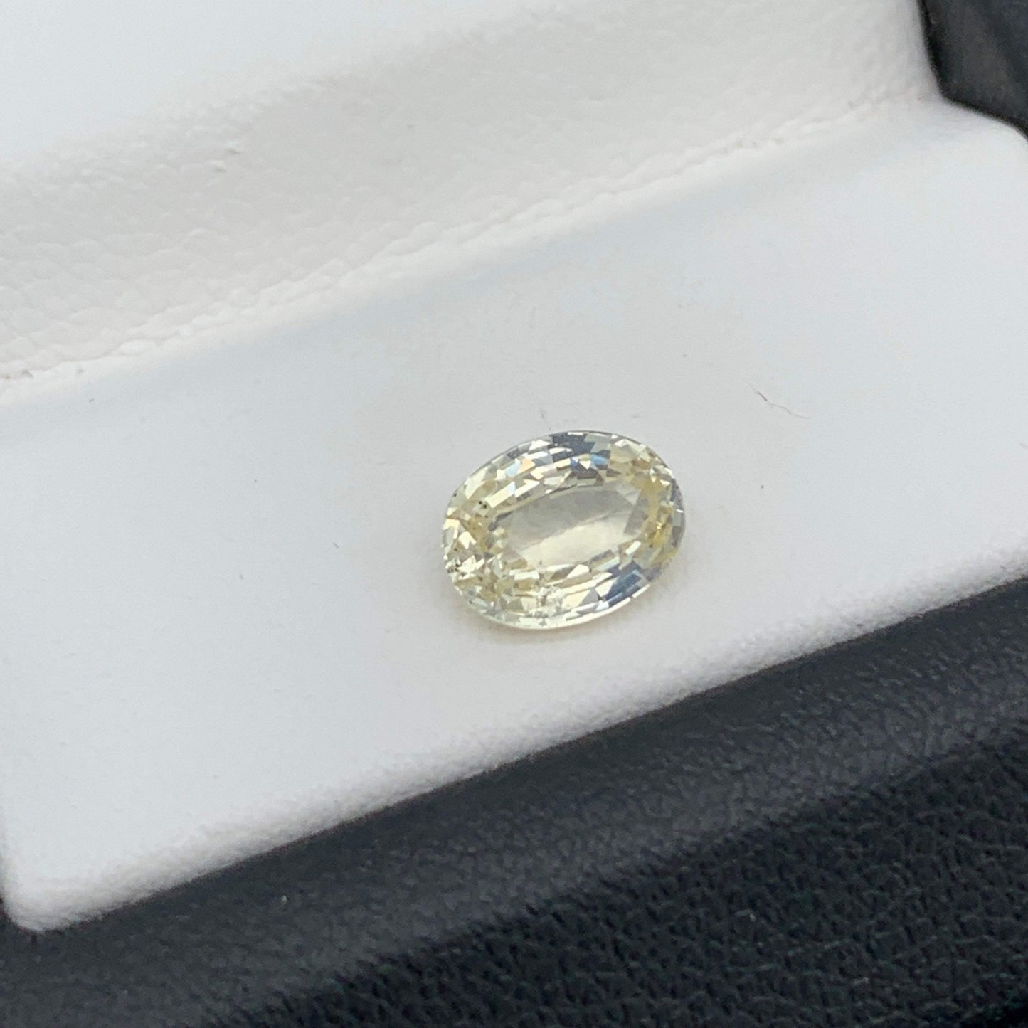 1.13CT Natural Yellow Sapphire