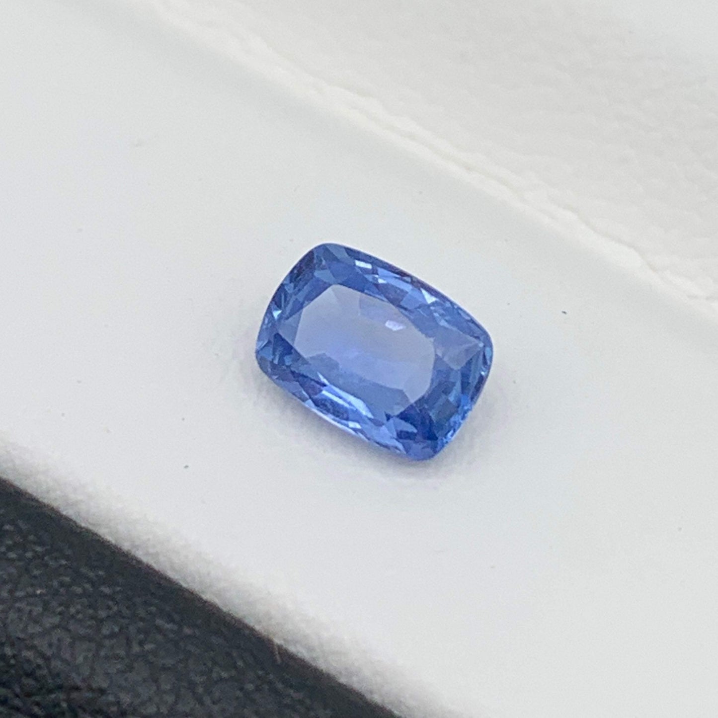 0.94CT Natural Blue Sapphire