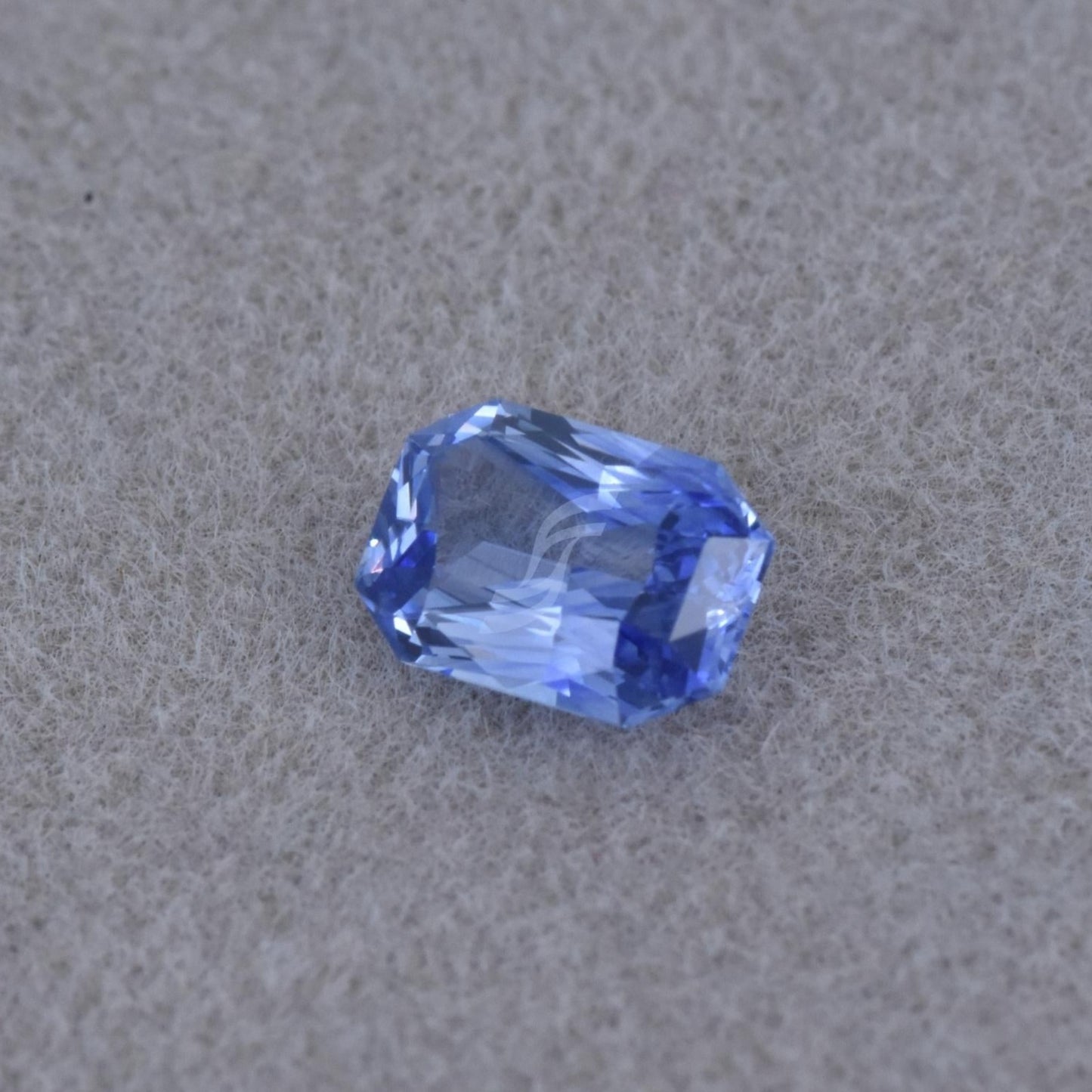1.18CT Natural Blue Sapphire (H)