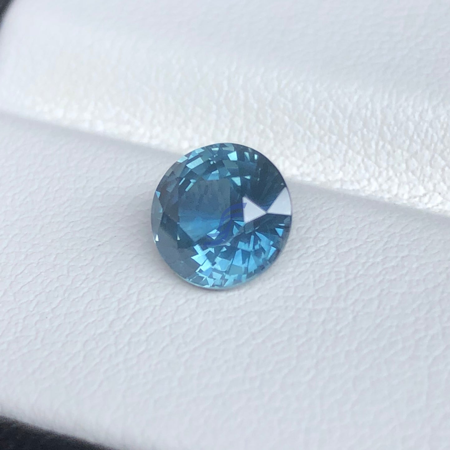 1.85CT Natural Teal Sapphire