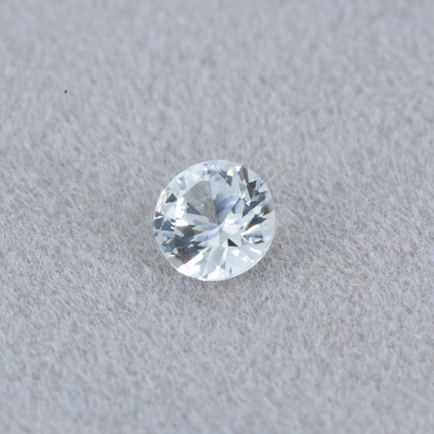 1.25CT Natural White Sapphire (H)
