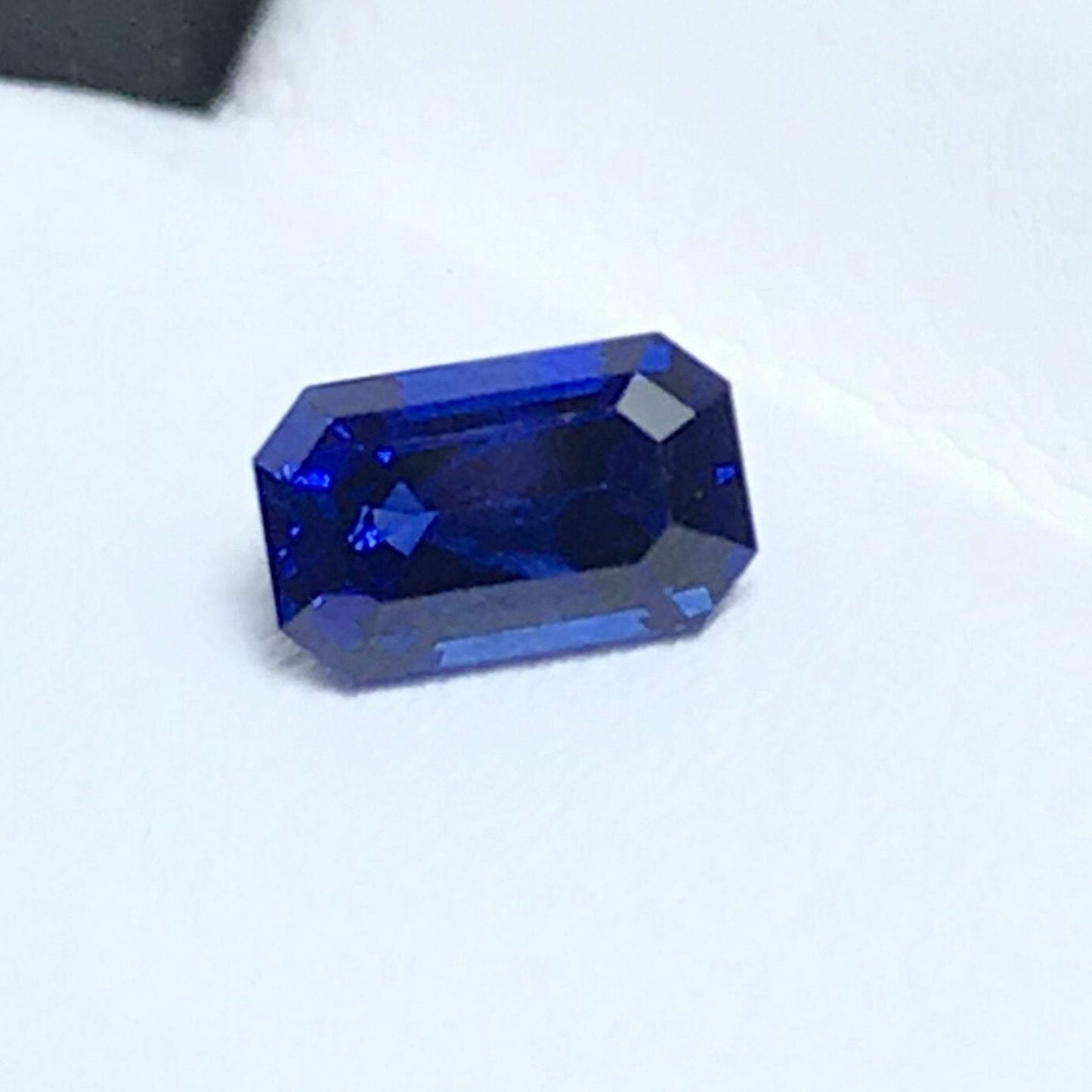 0.74CT Natural Blue Sapphire 