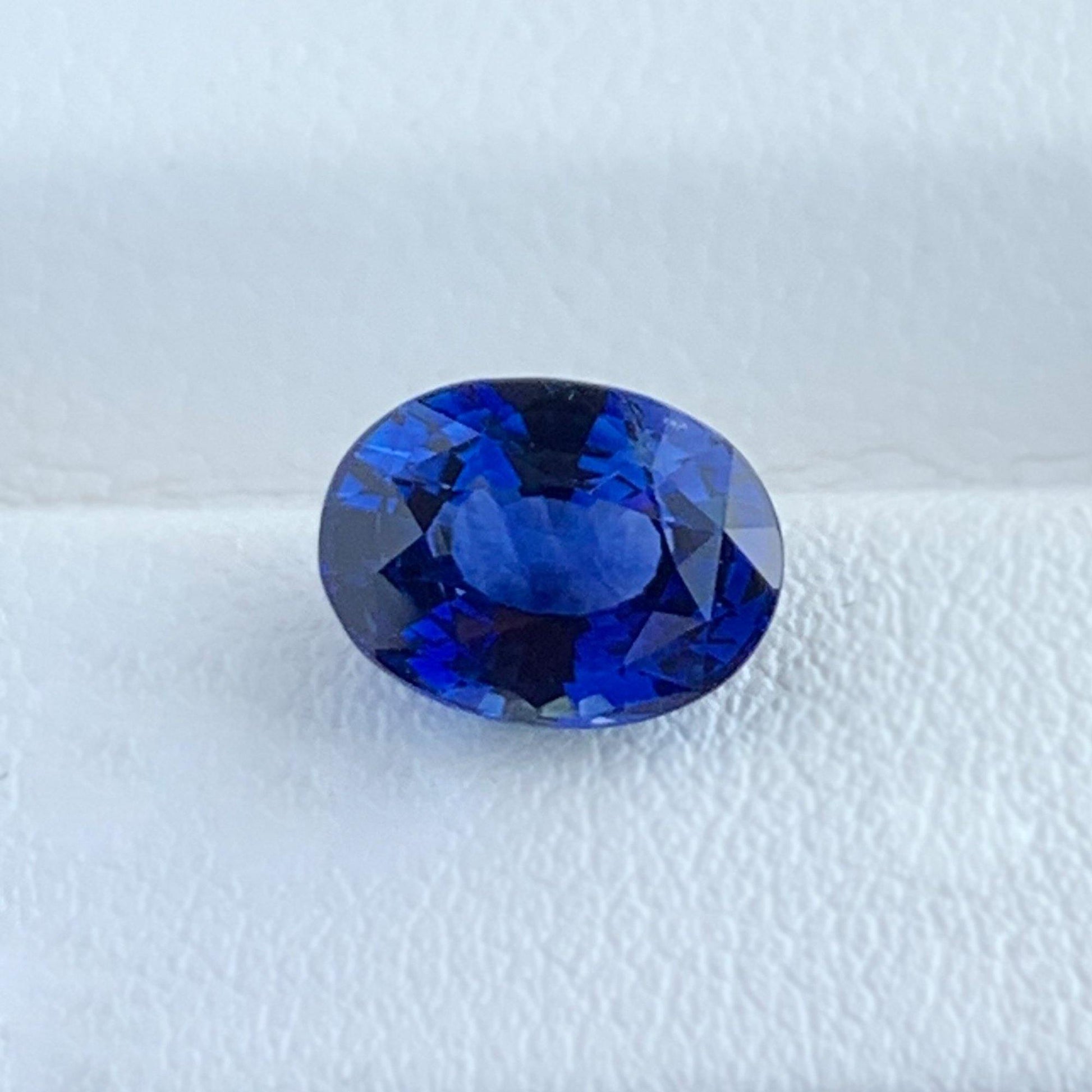 2.05CT Natural Blue Sapphire 
