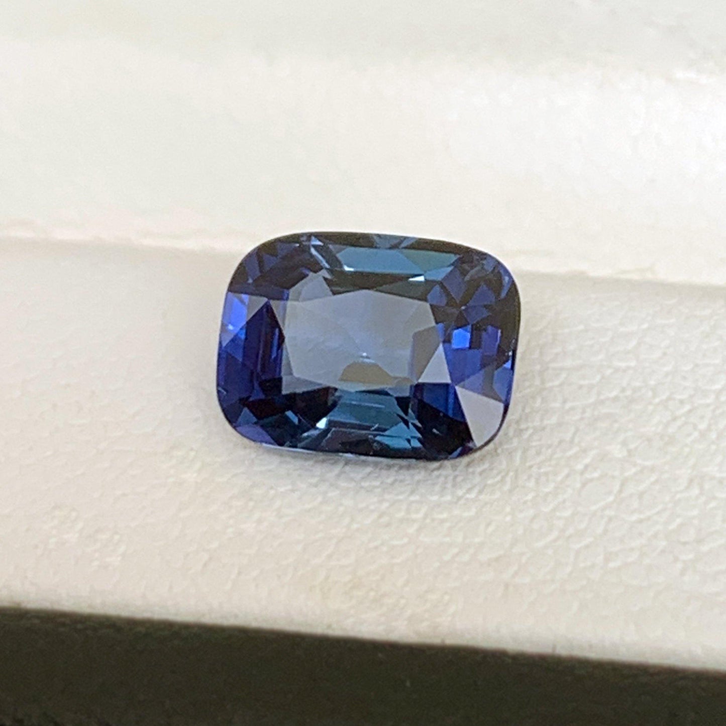 2.19CT Natural Teal Sapphire - Fine Sapphires