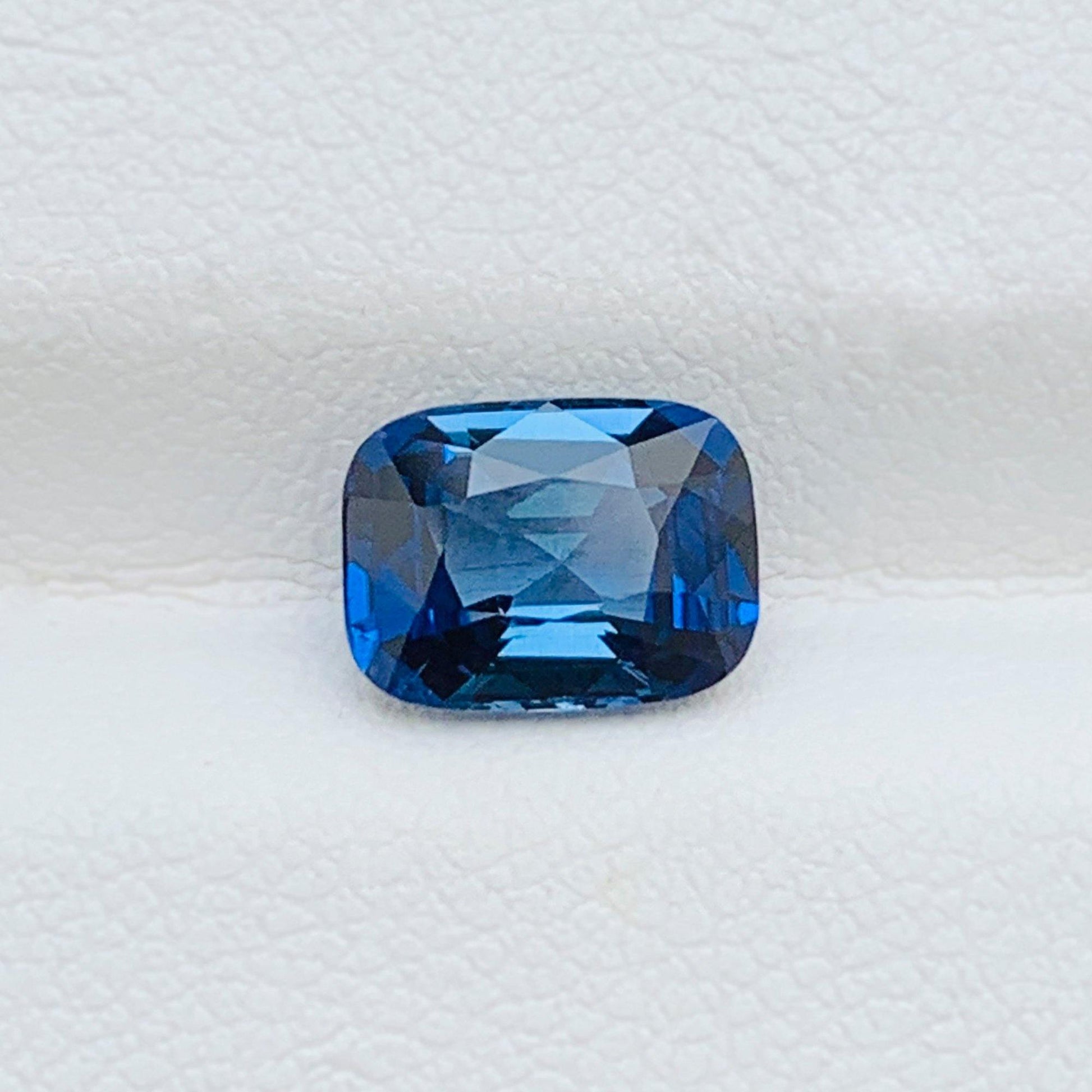 2.19CT Natural Teal Sapphire - Fine Sapphires