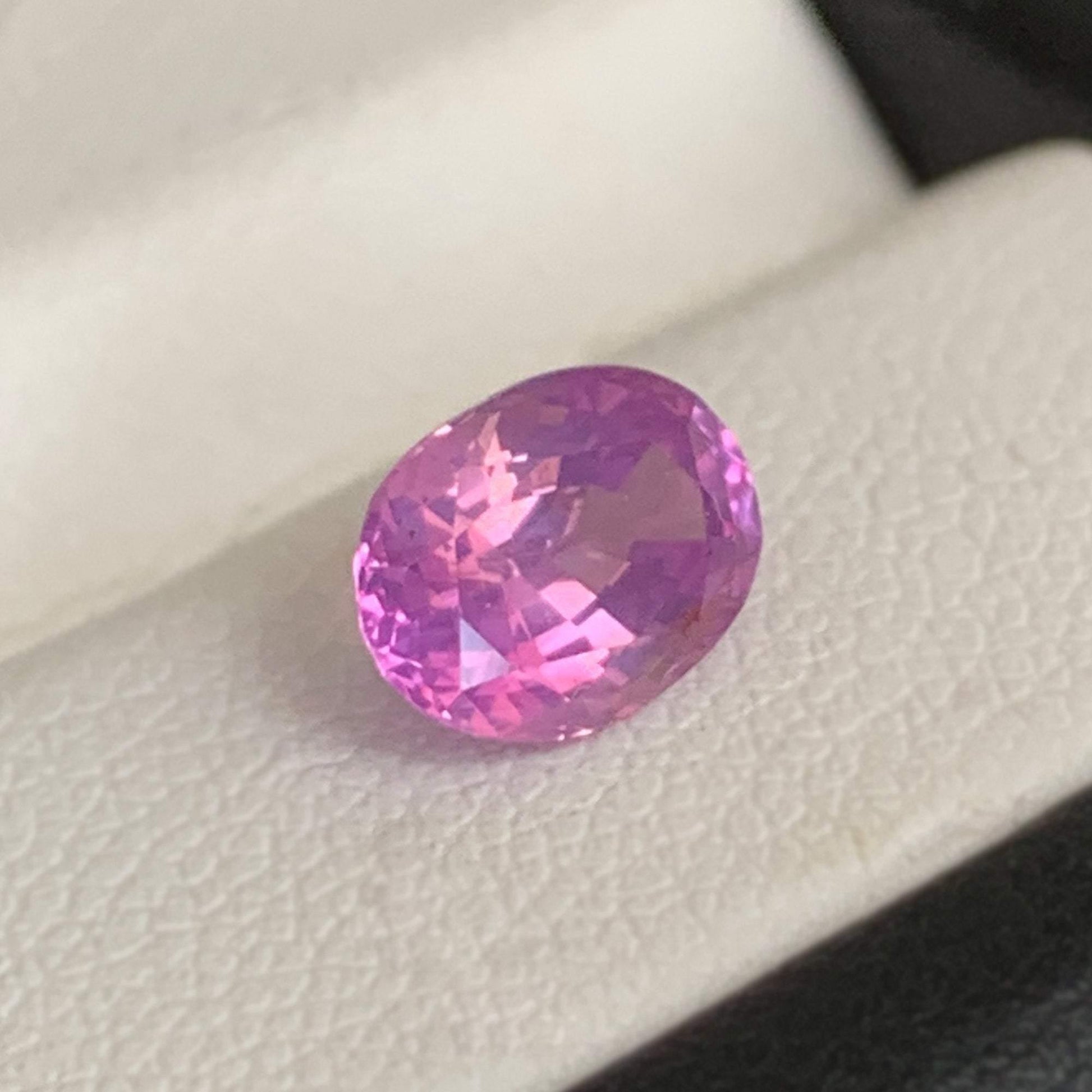 1.67CT Natural Pink Sapphire 