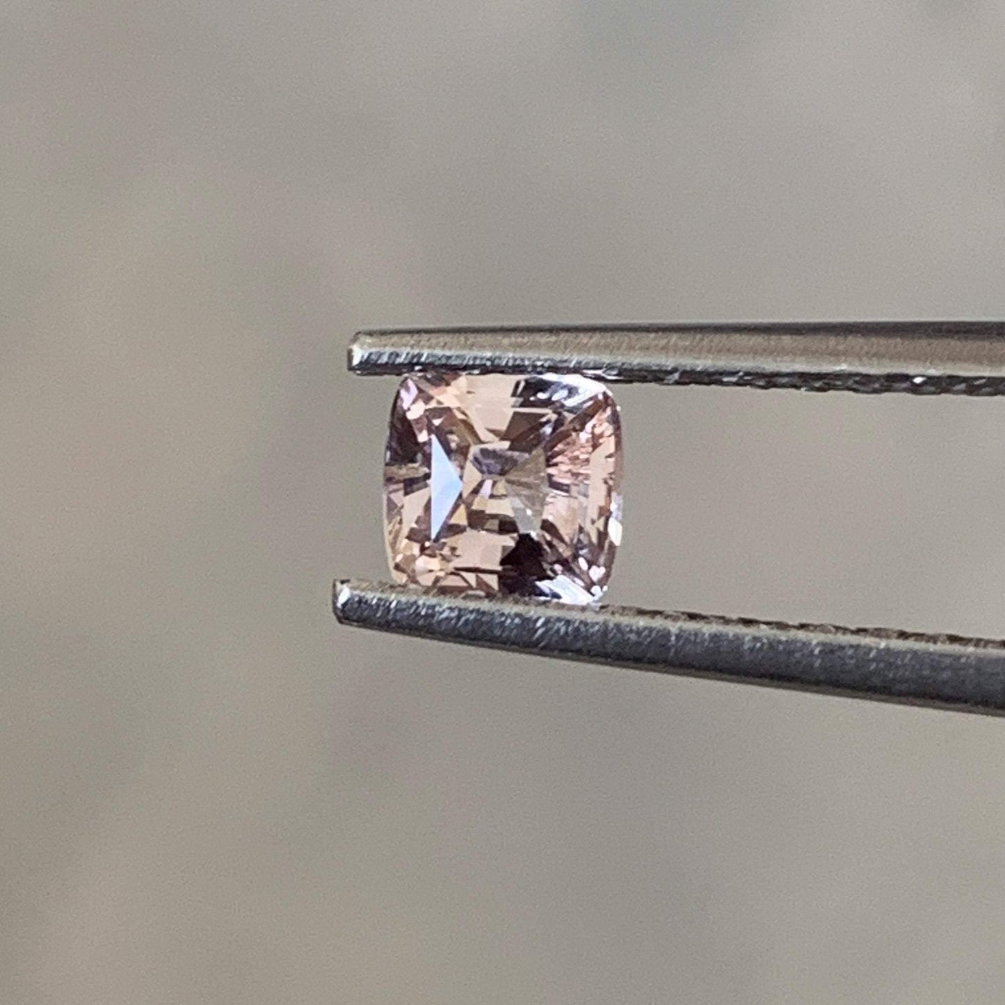 0.96CT Natural Peach Sapphire 