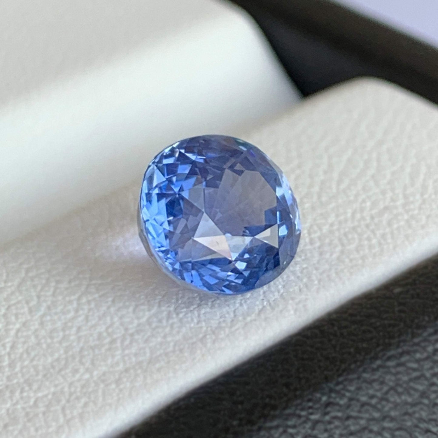 3.06Ct Natural Blue Sapphire - Fine Sapphires