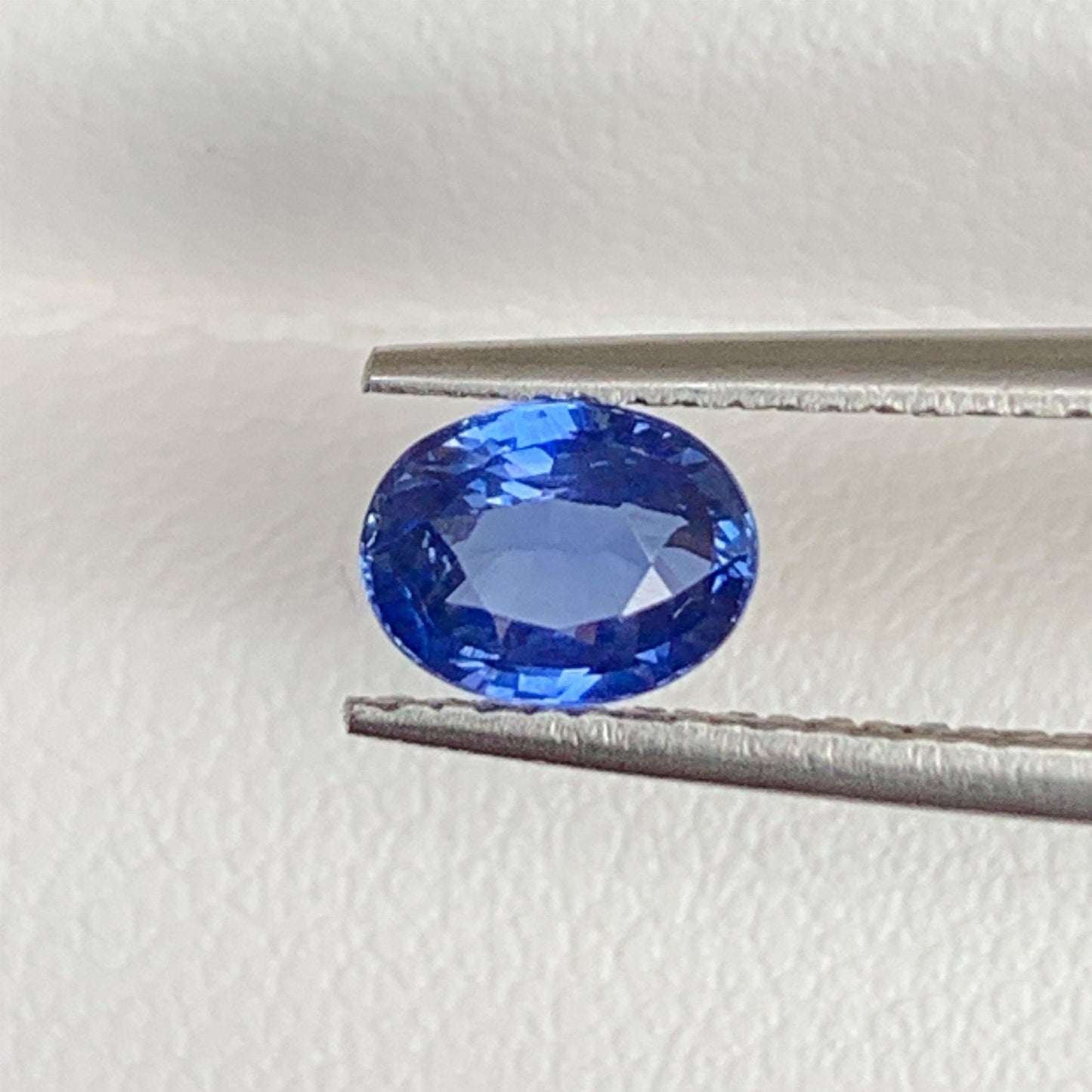 1.00CT Natural Blue Sapphire 