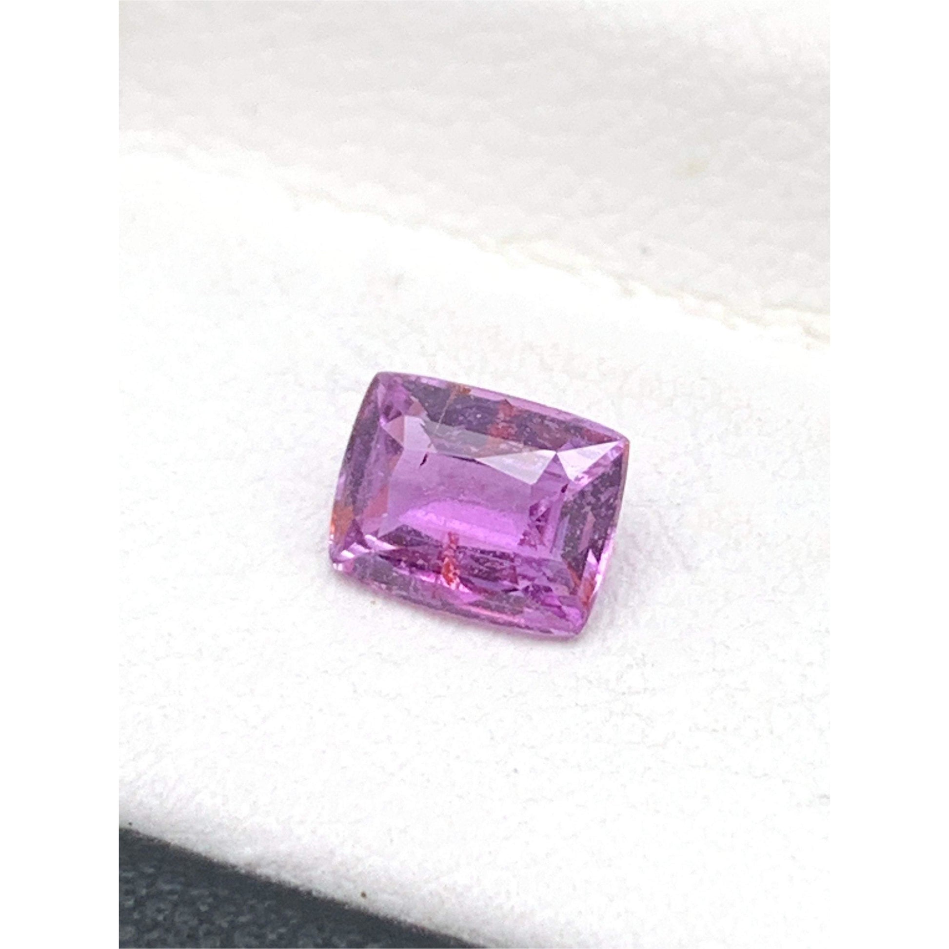 0.84CT Natural Pink Sapphire 