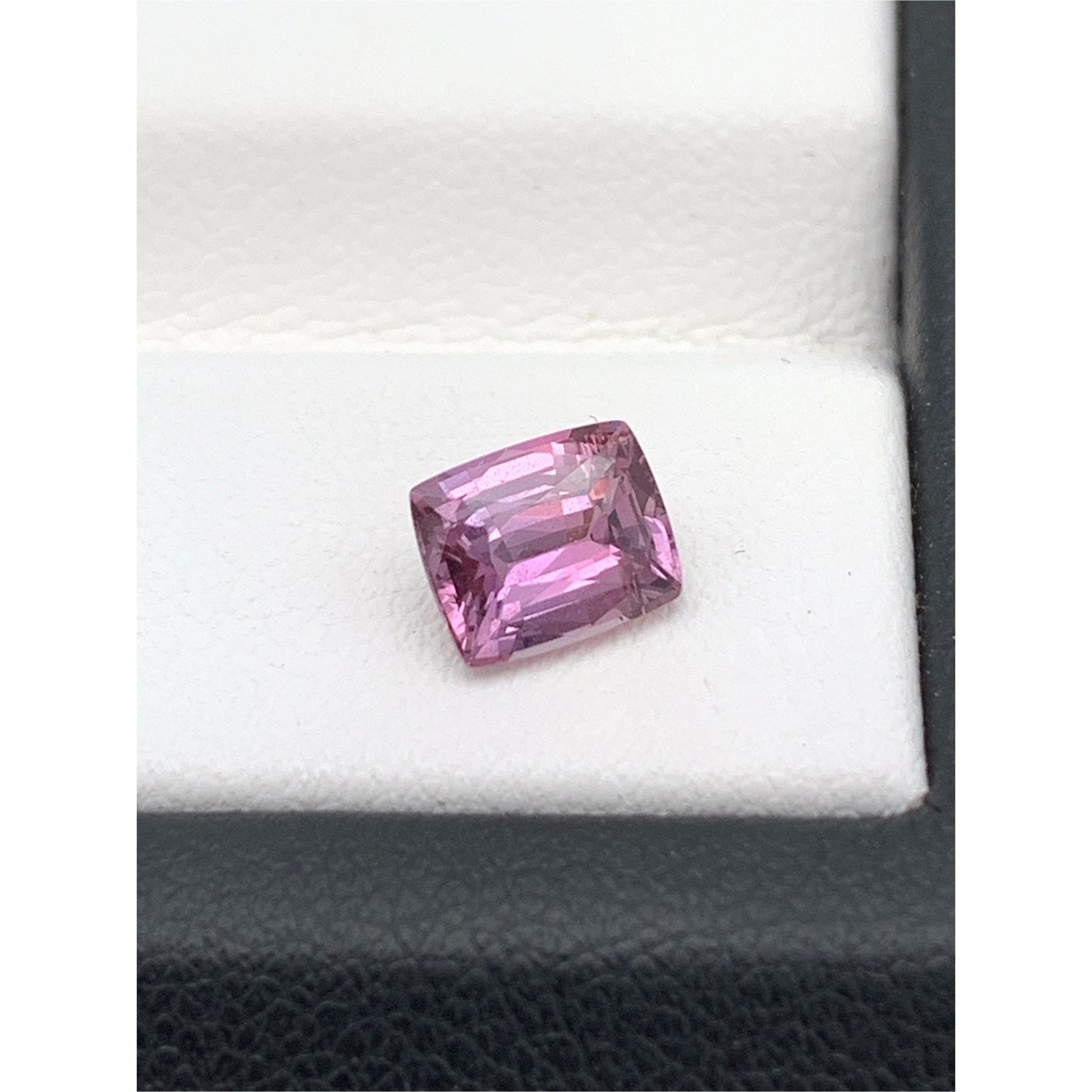 1.10CT Natural Pink Sapphire 