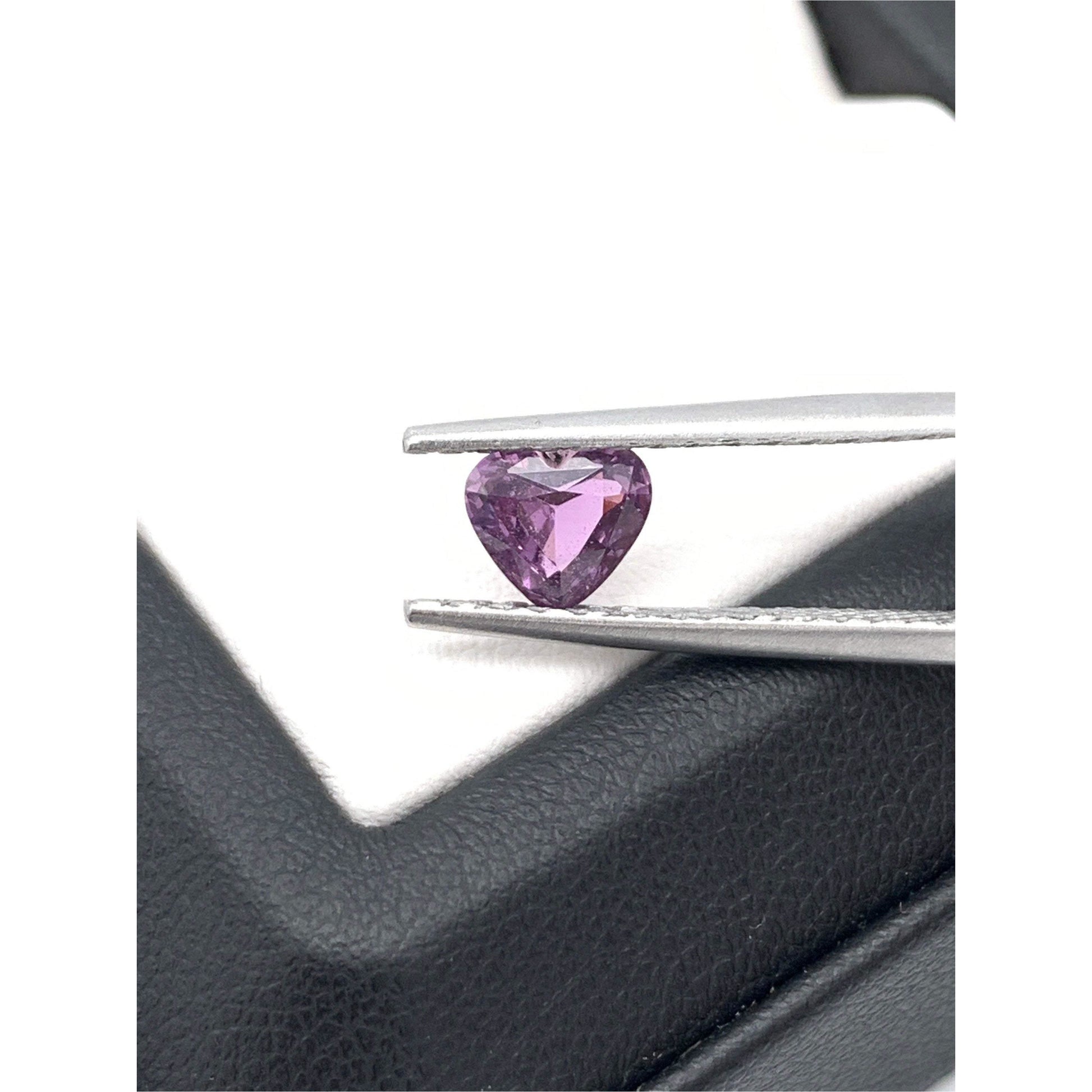 1.03CT Natural Violet Sapphire 
