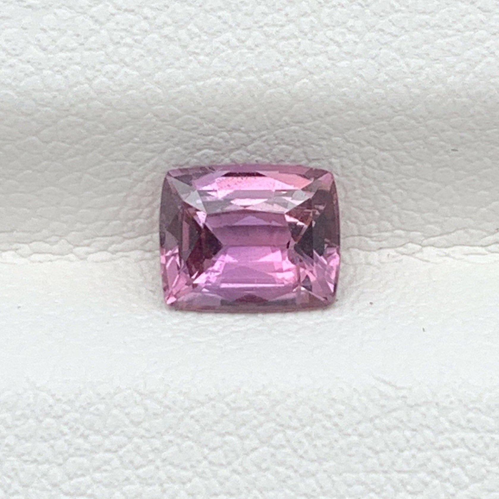 1.10CT Natural Pink Sapphire 