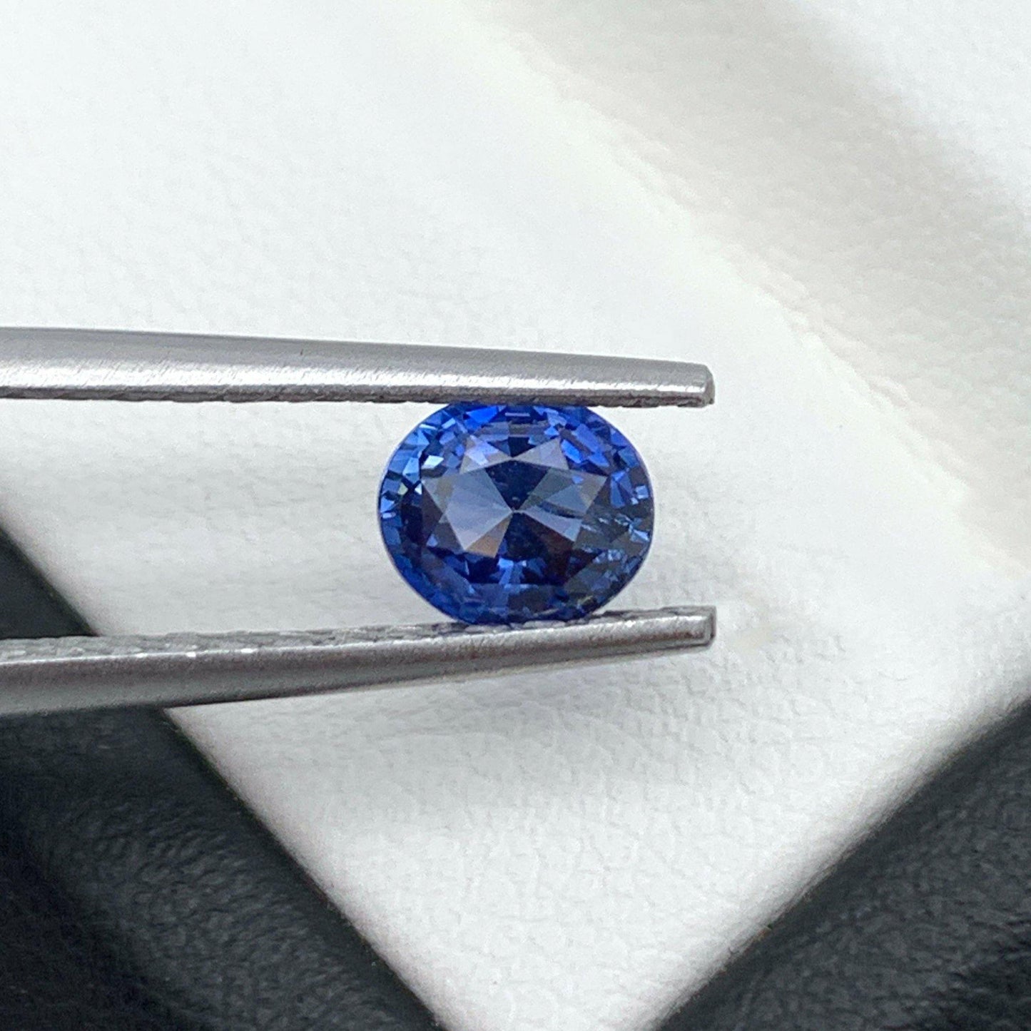 1.16CT Natural Blue Sapphire 