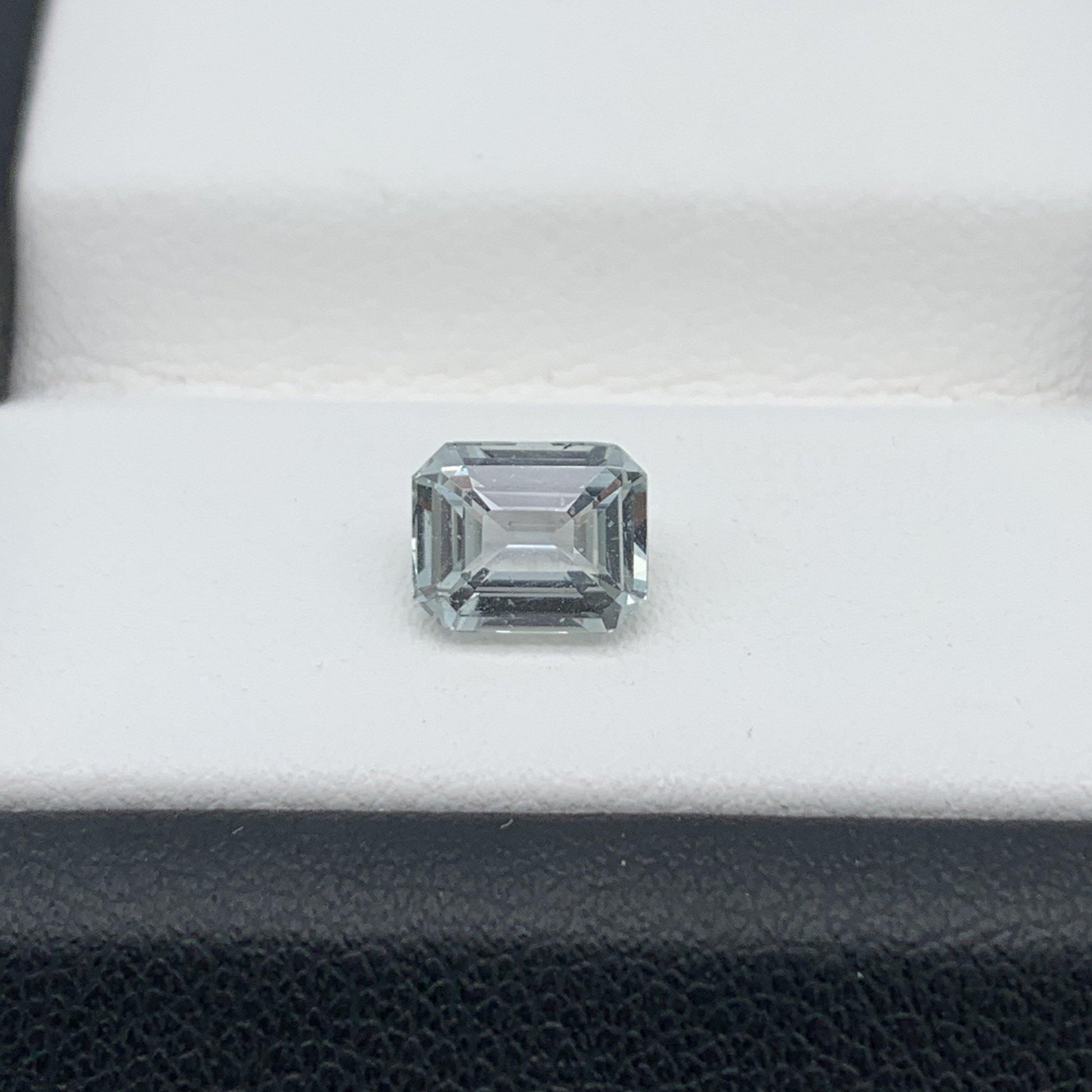 1.49CT Natural Teal Sapphire 