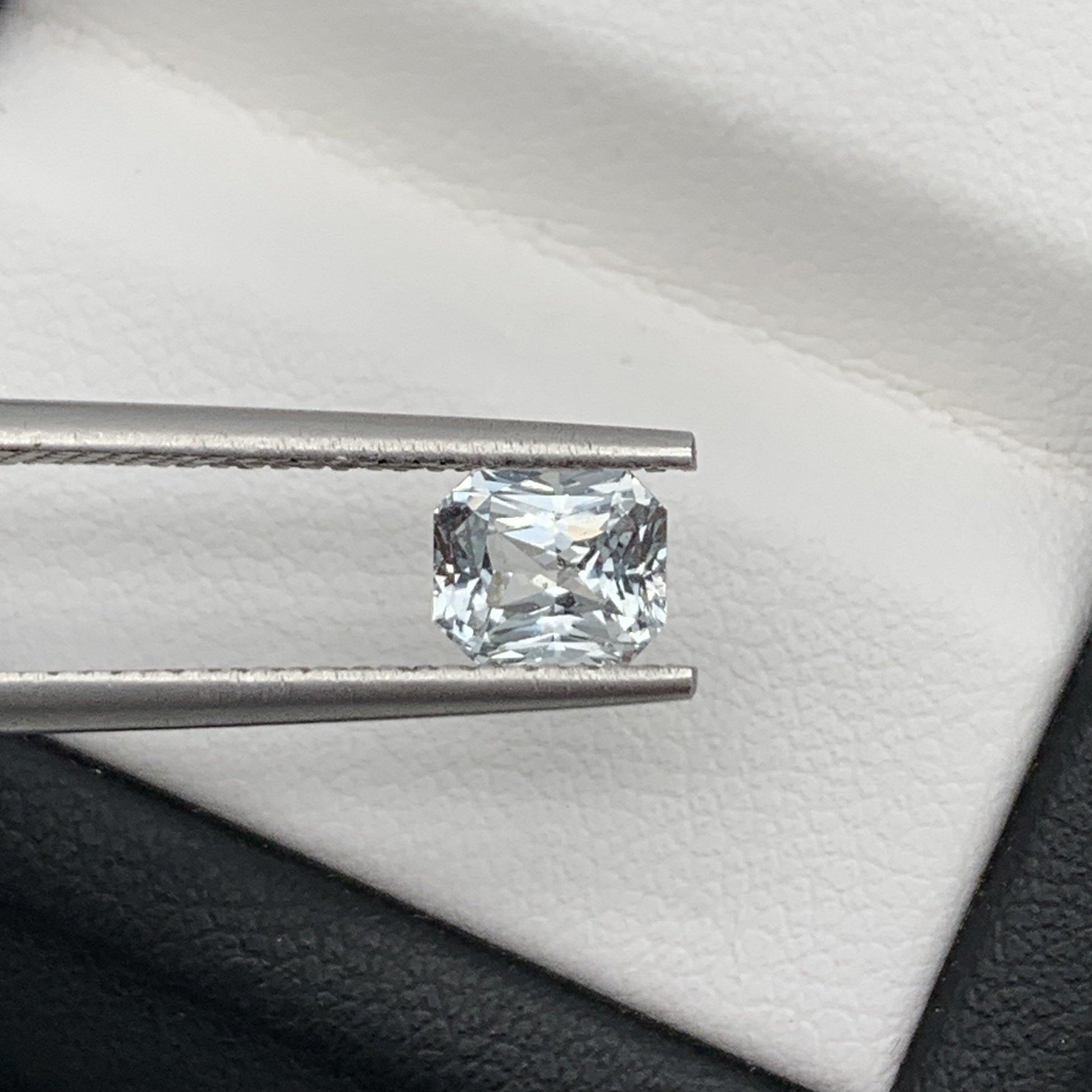 1.15CT Natural Green Sapphire 