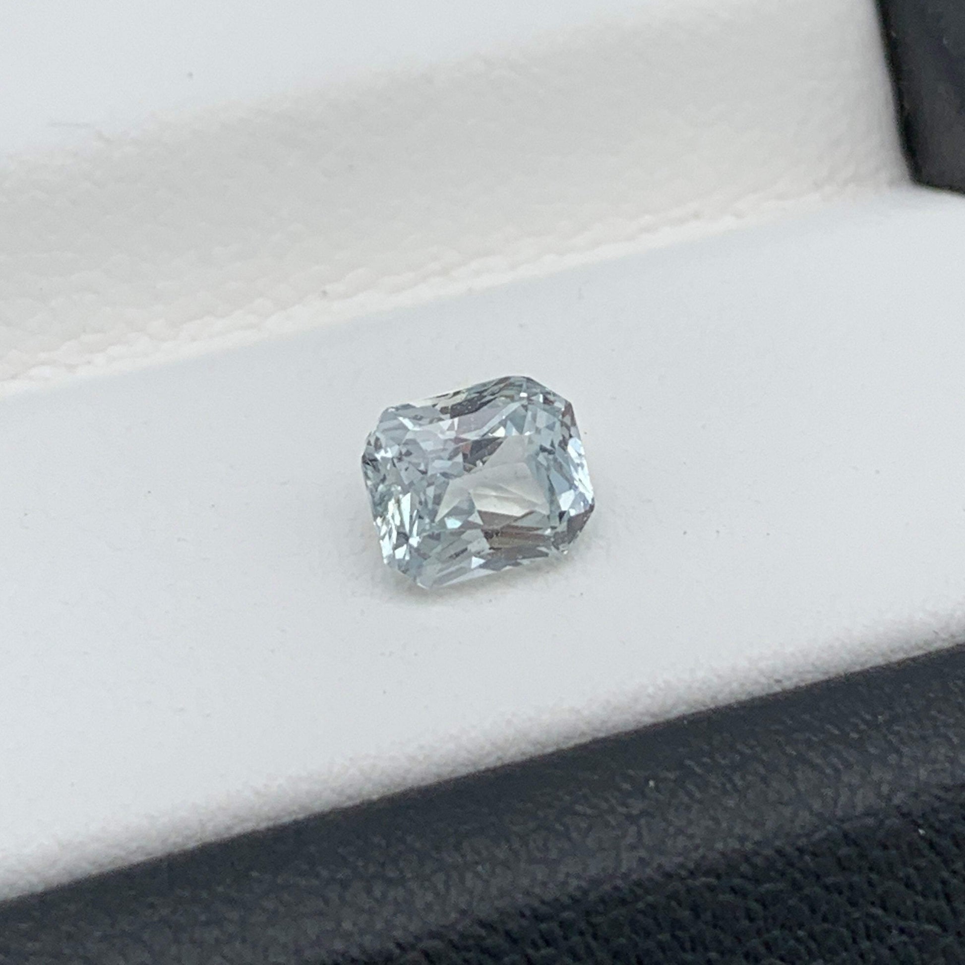 1.15CT Natural Green Sapphire 