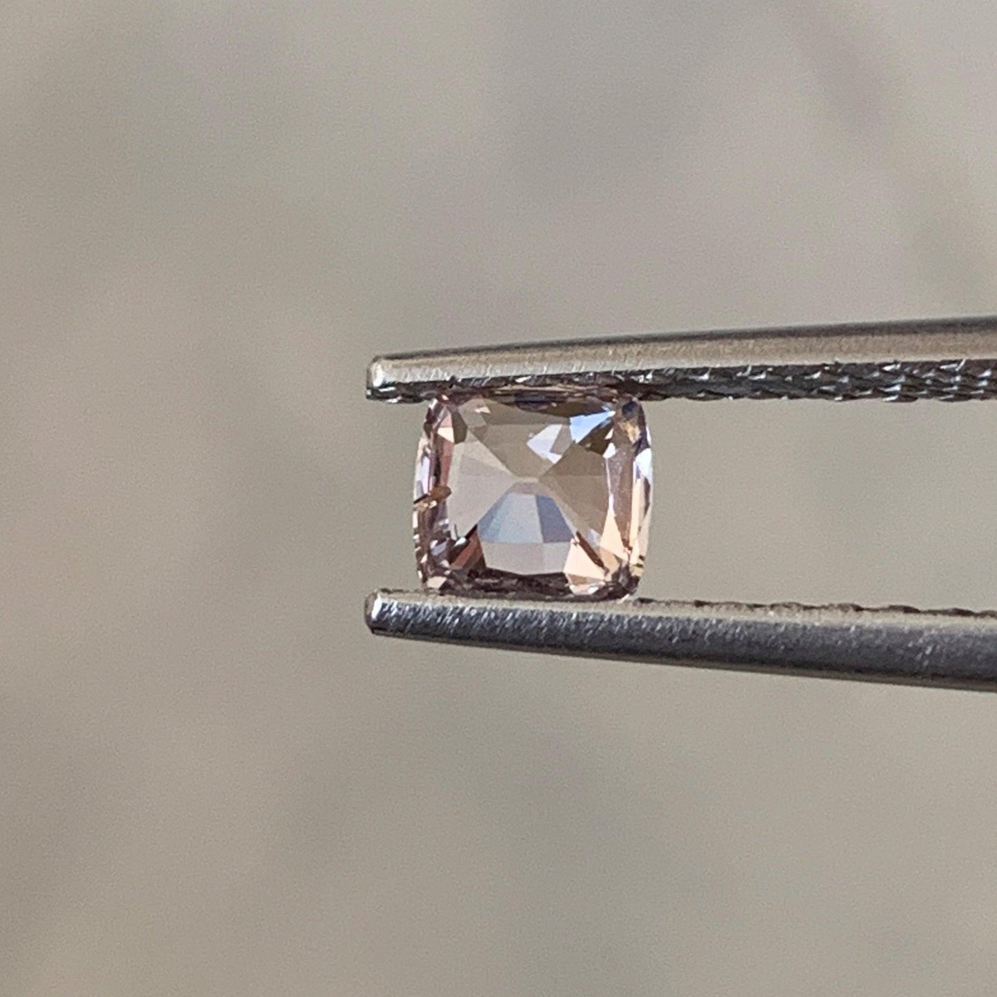 0.96CT Natural Peach Sapphire 