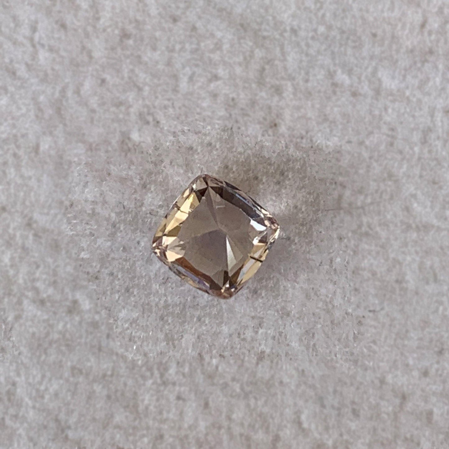 0.96CT Natural Peach Sapphire 