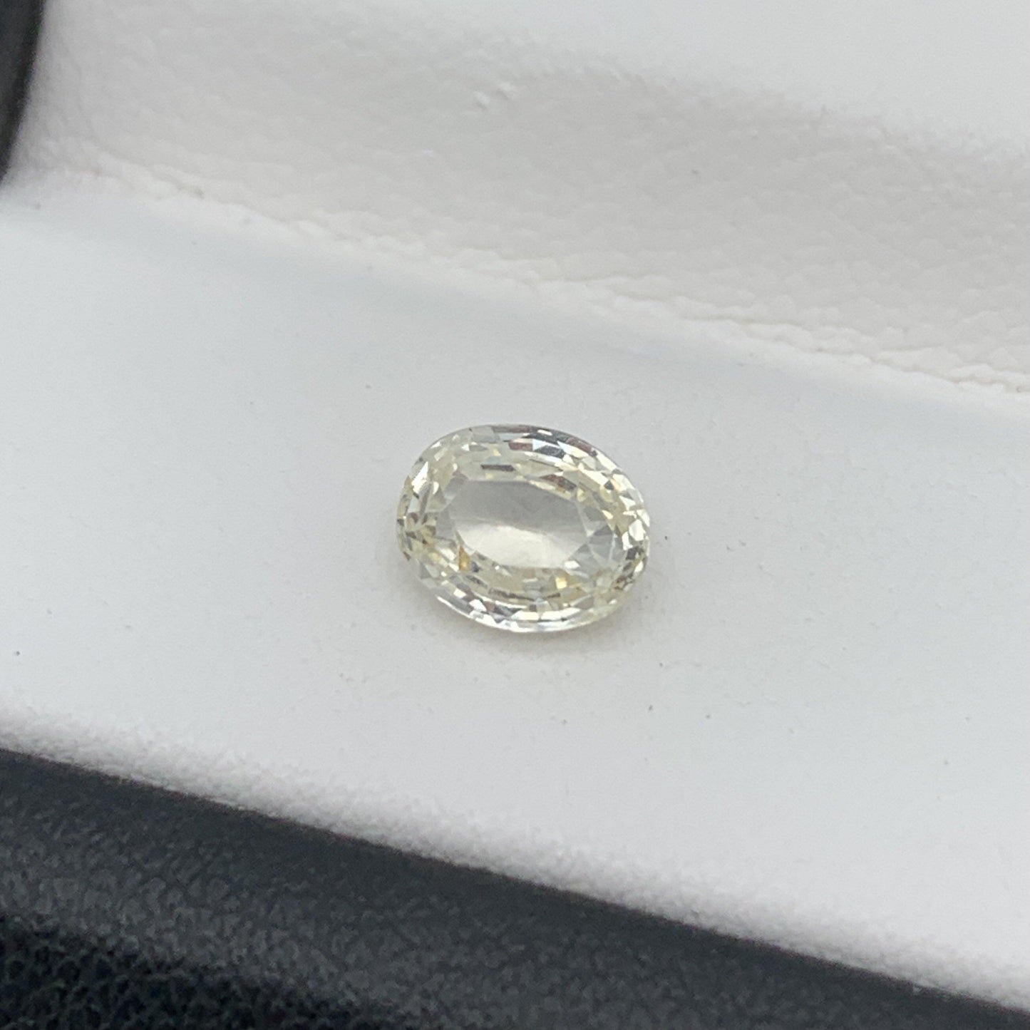0.99CT Natural Yellow Sapphire 