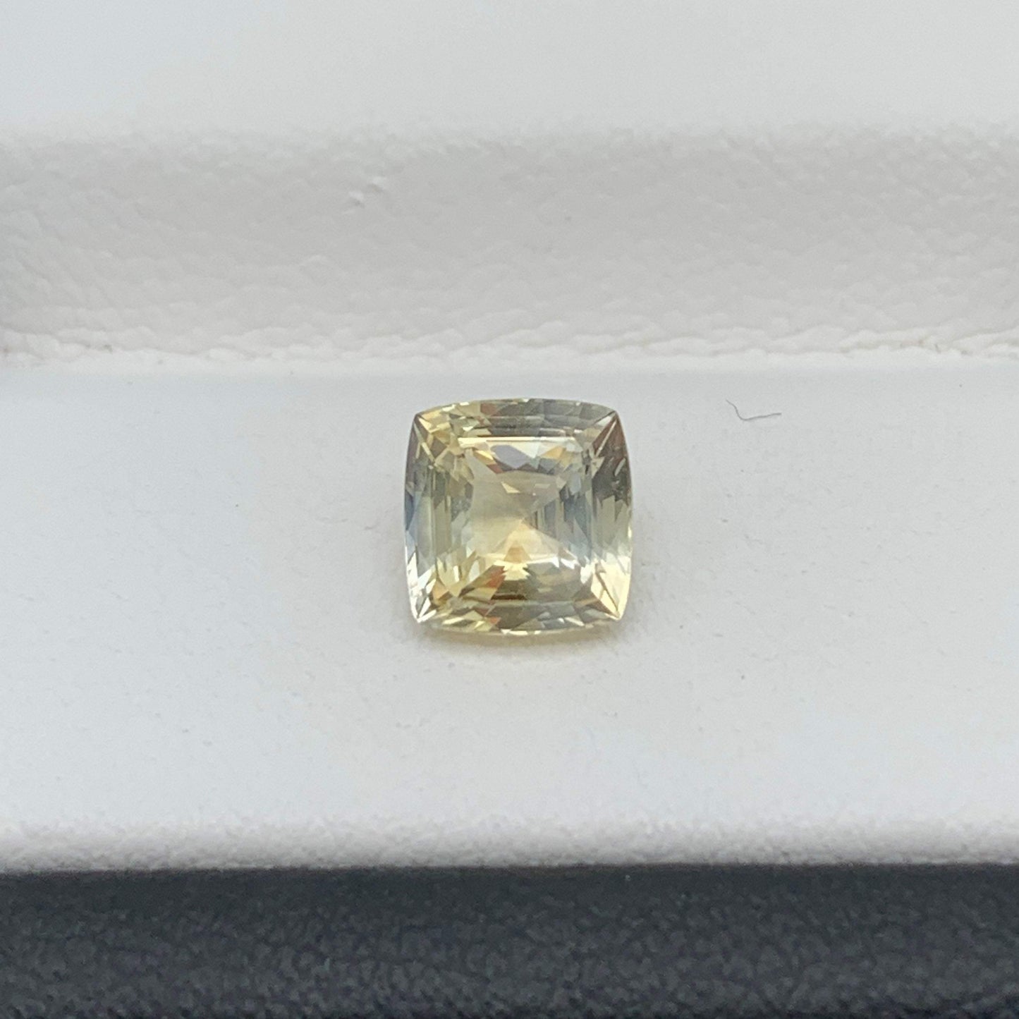 1.43CT Natural Yellow Sapphire 