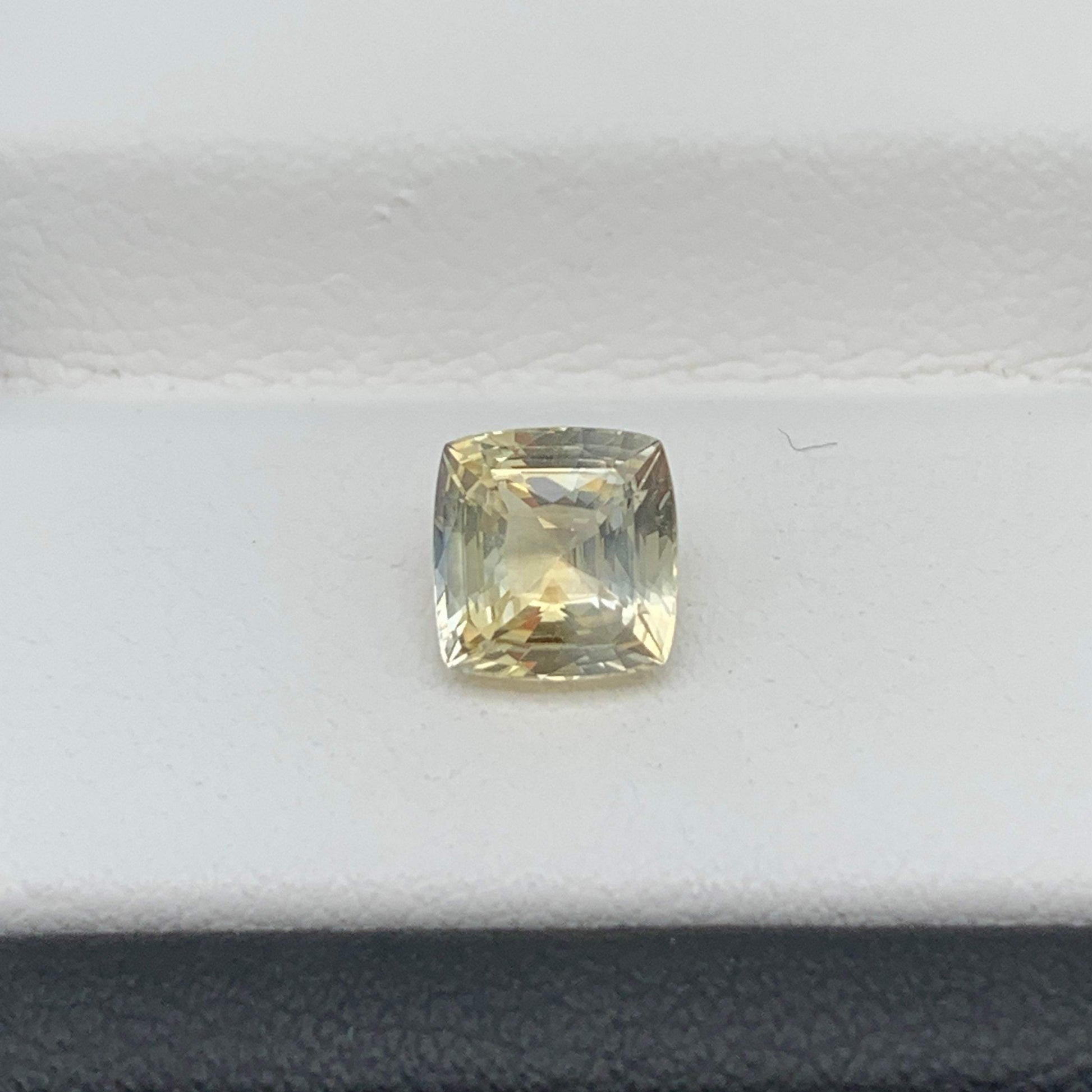 1.43CT Natural Yellow Sapphire 