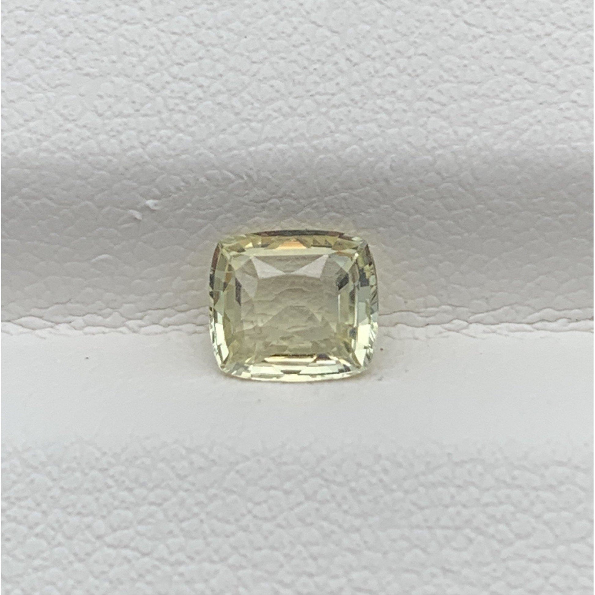 1.01CT Natural Yellow Sapphire 