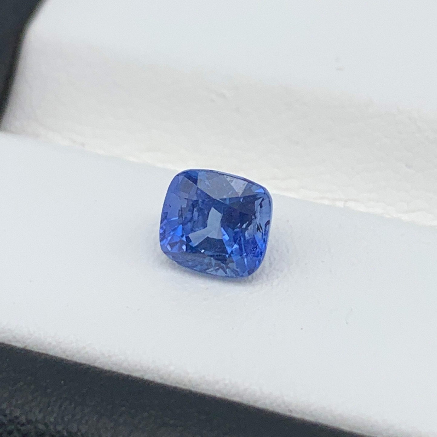 1.25CT Natural Blue Sapphire 