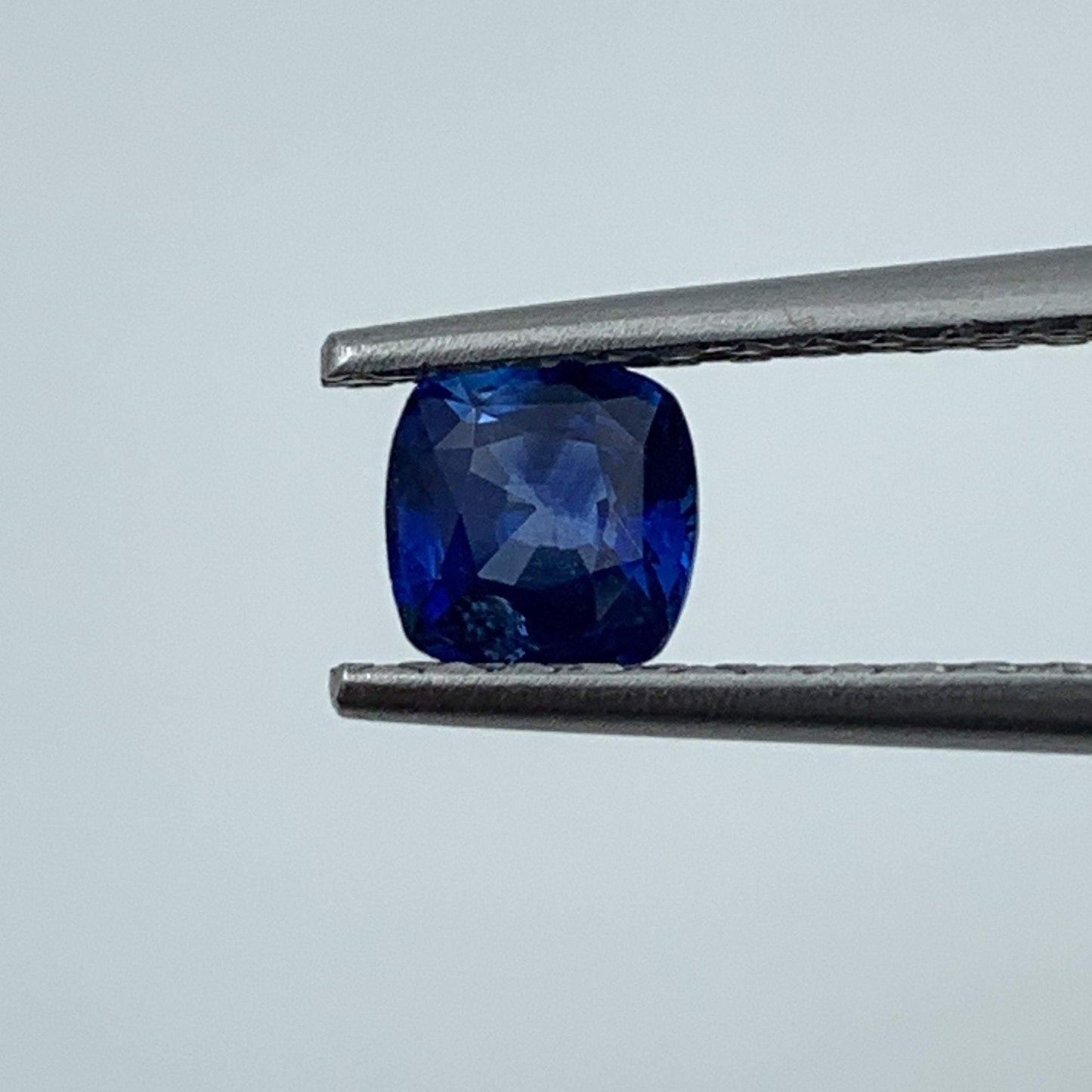 1.09CT Natural Blue Sapphire 