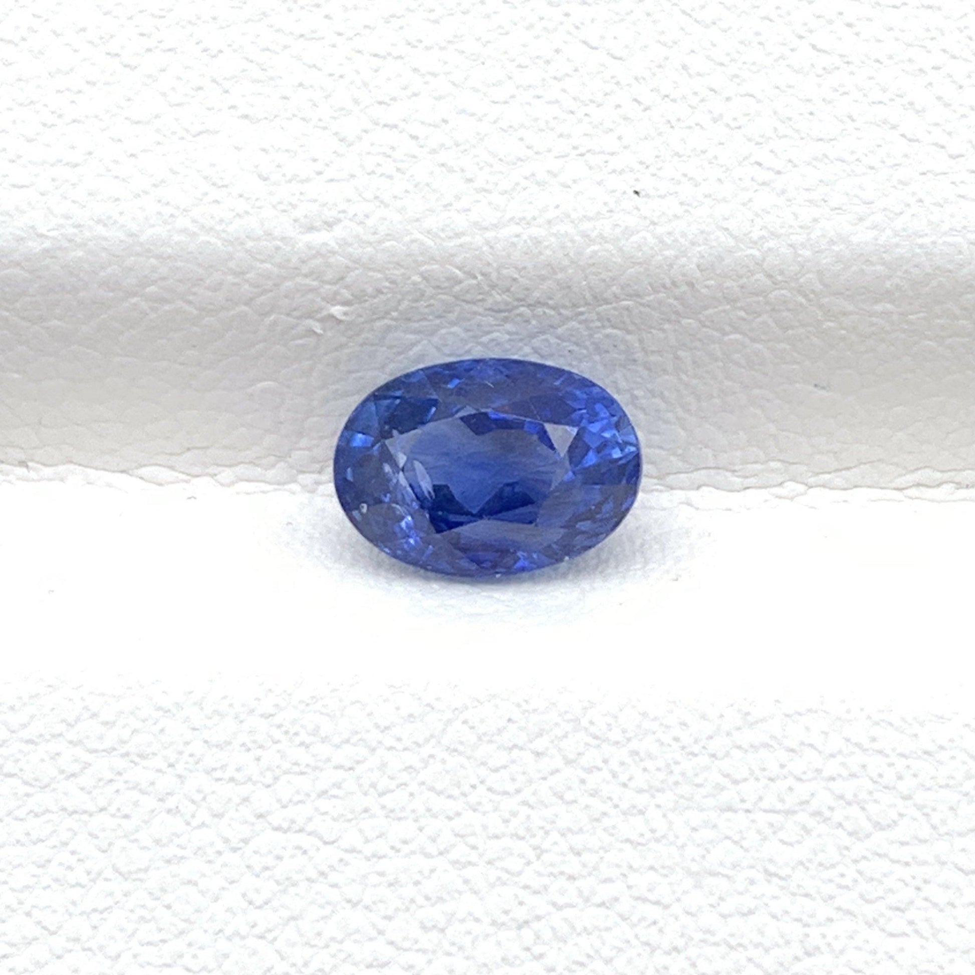 1.61CT Natural Blue Sapphire 
