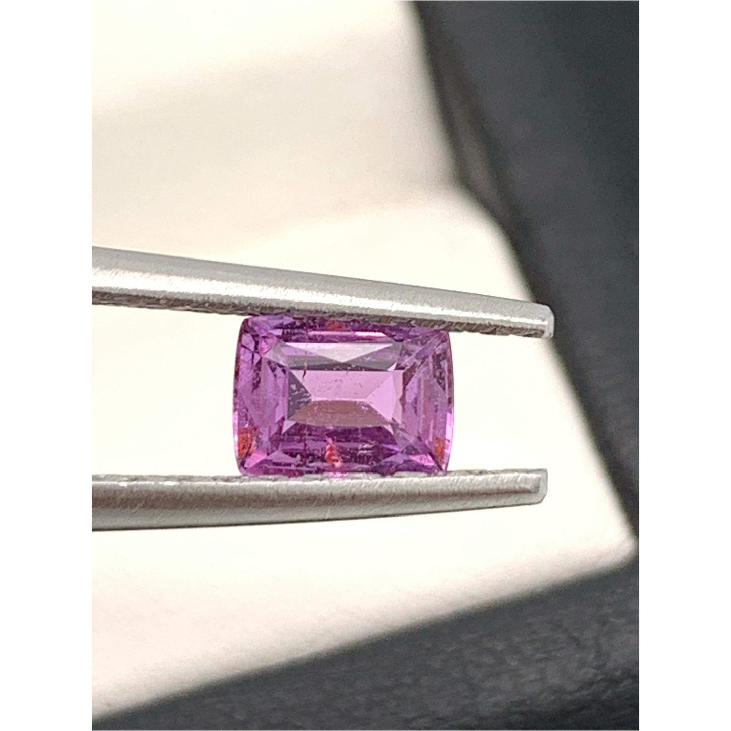 0.84CT Natural Pink Sapphire 