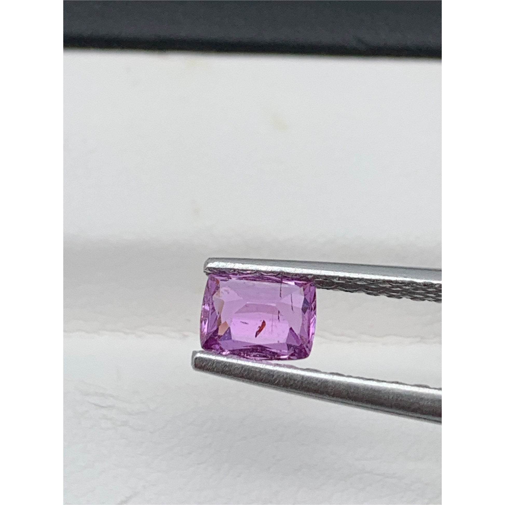 0.84CT Natural Pink Sapphire 