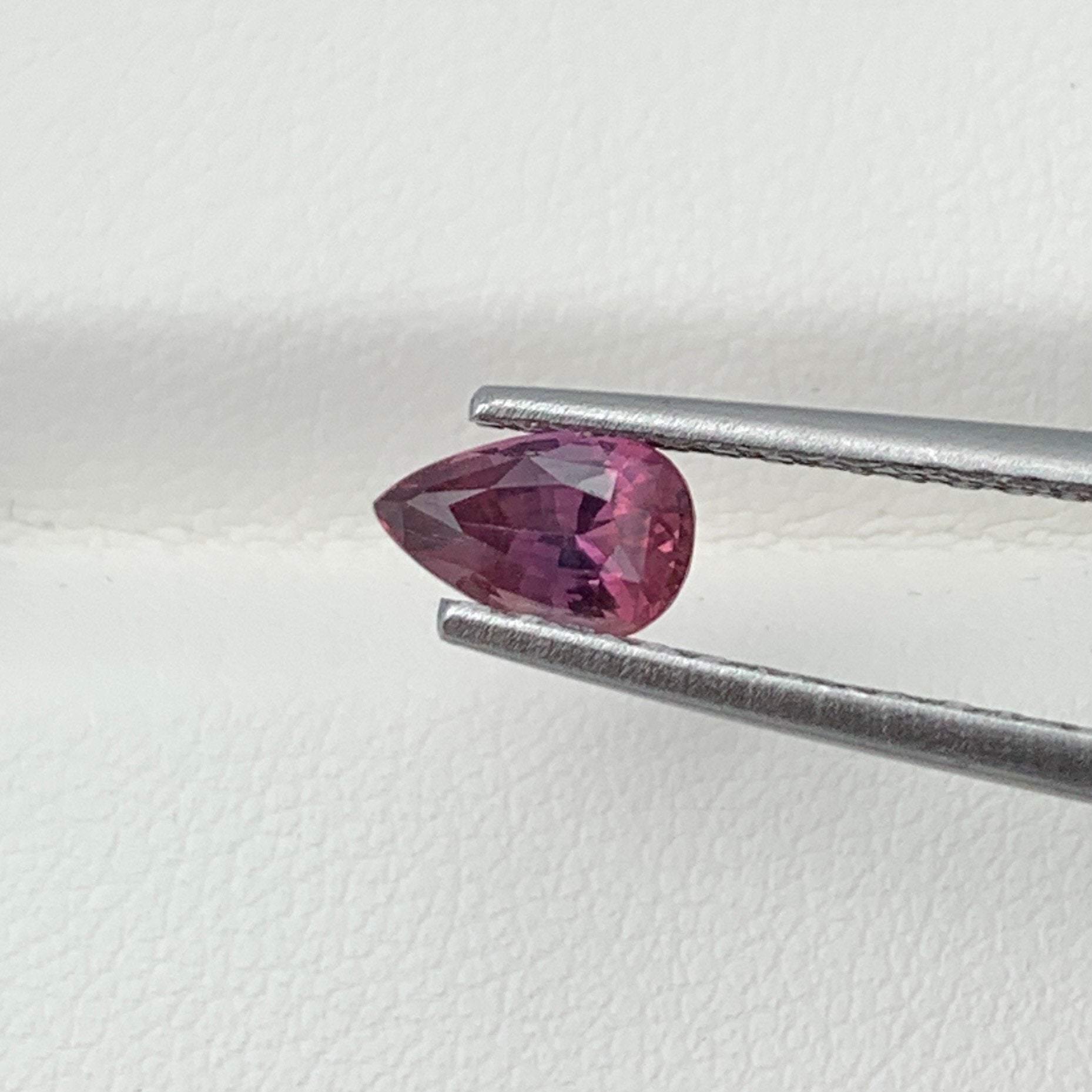 1.03CT Natural Pink Sapphire 