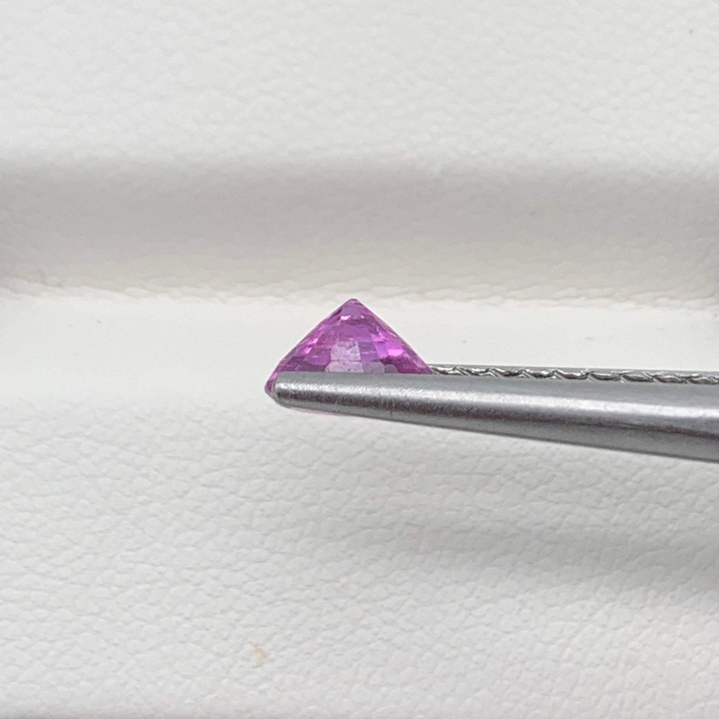 1.06CT Natural Pink Sapphire 
