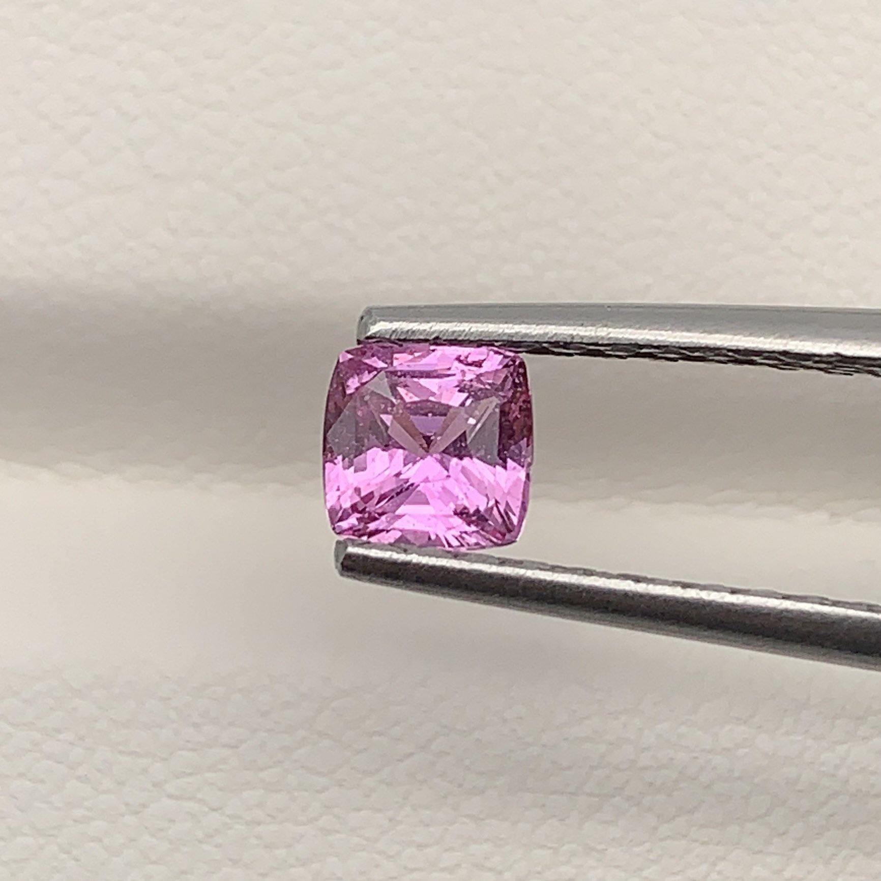 0.83CT Natural Pink Sapphire 