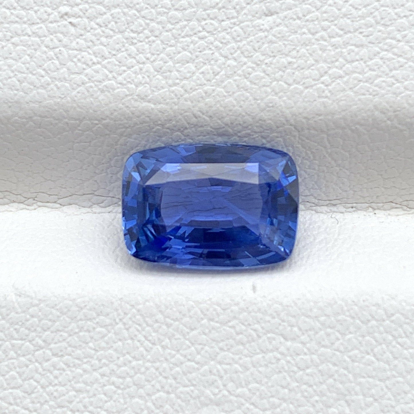 3.09CT Natural Blue Sapphire - Fine Sapphires