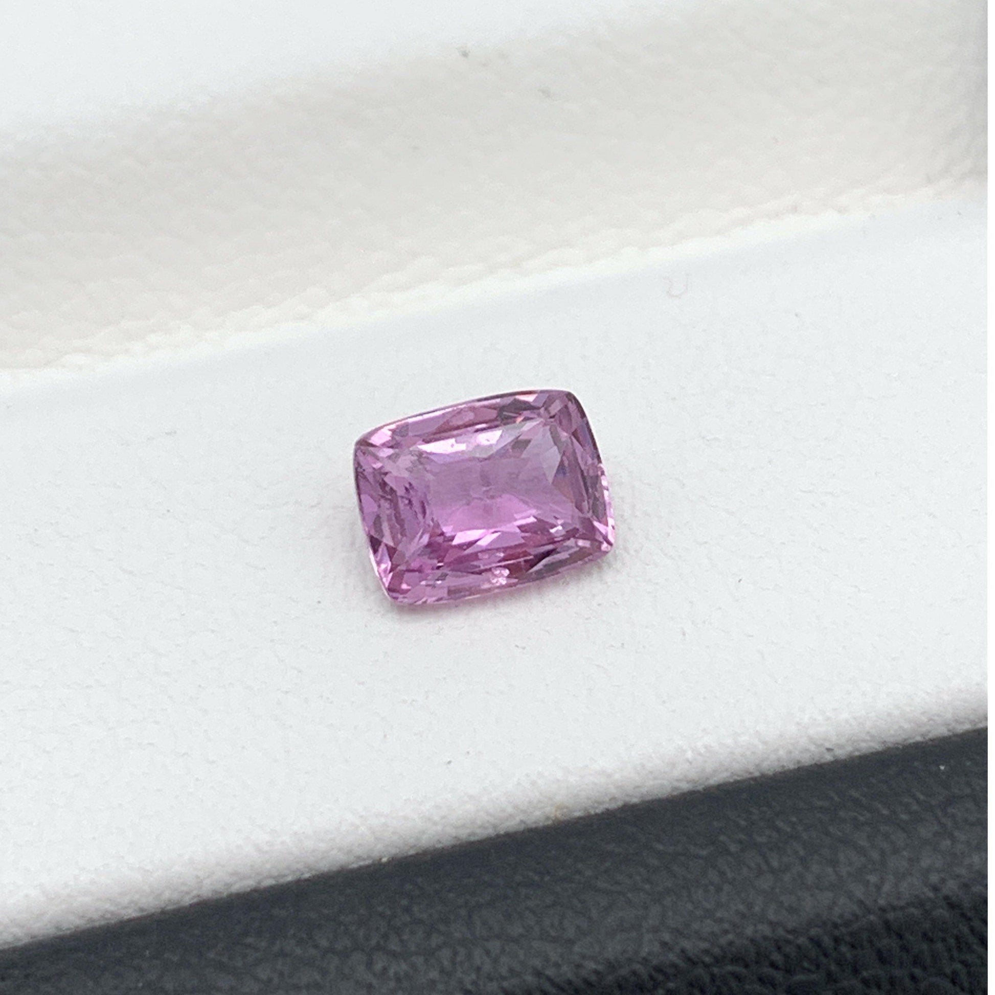 0.95CT Natural Pink Sapphire 