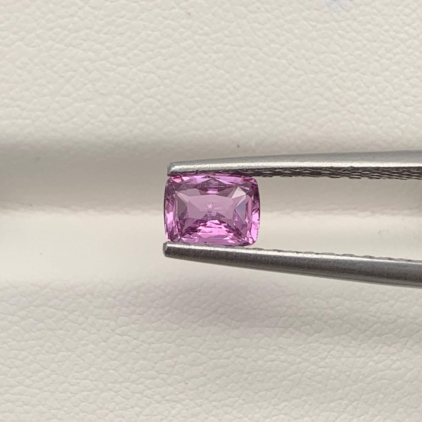 0.95CT Natural Pink Sapphire 