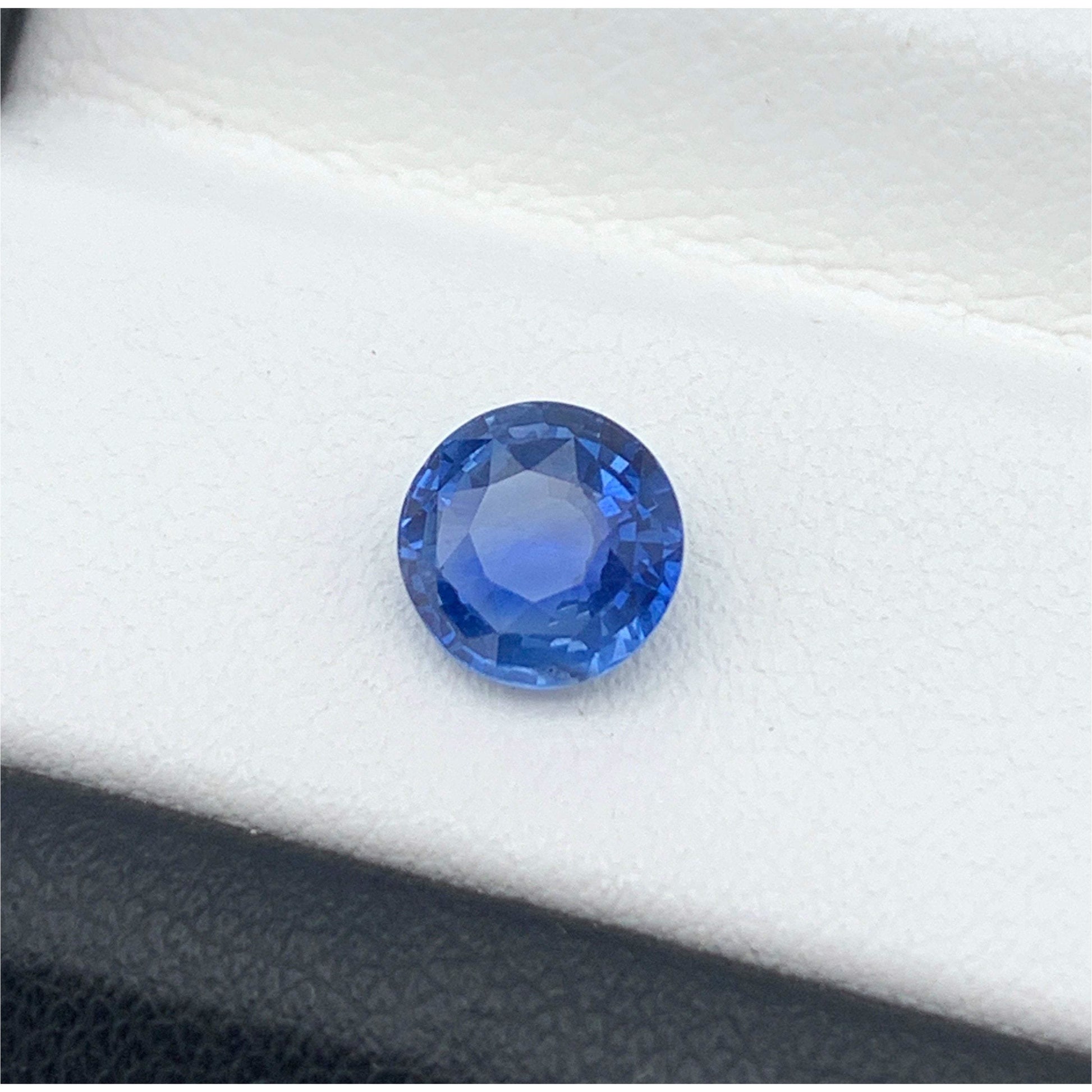 1.26CT Natural Blue Sapphire 