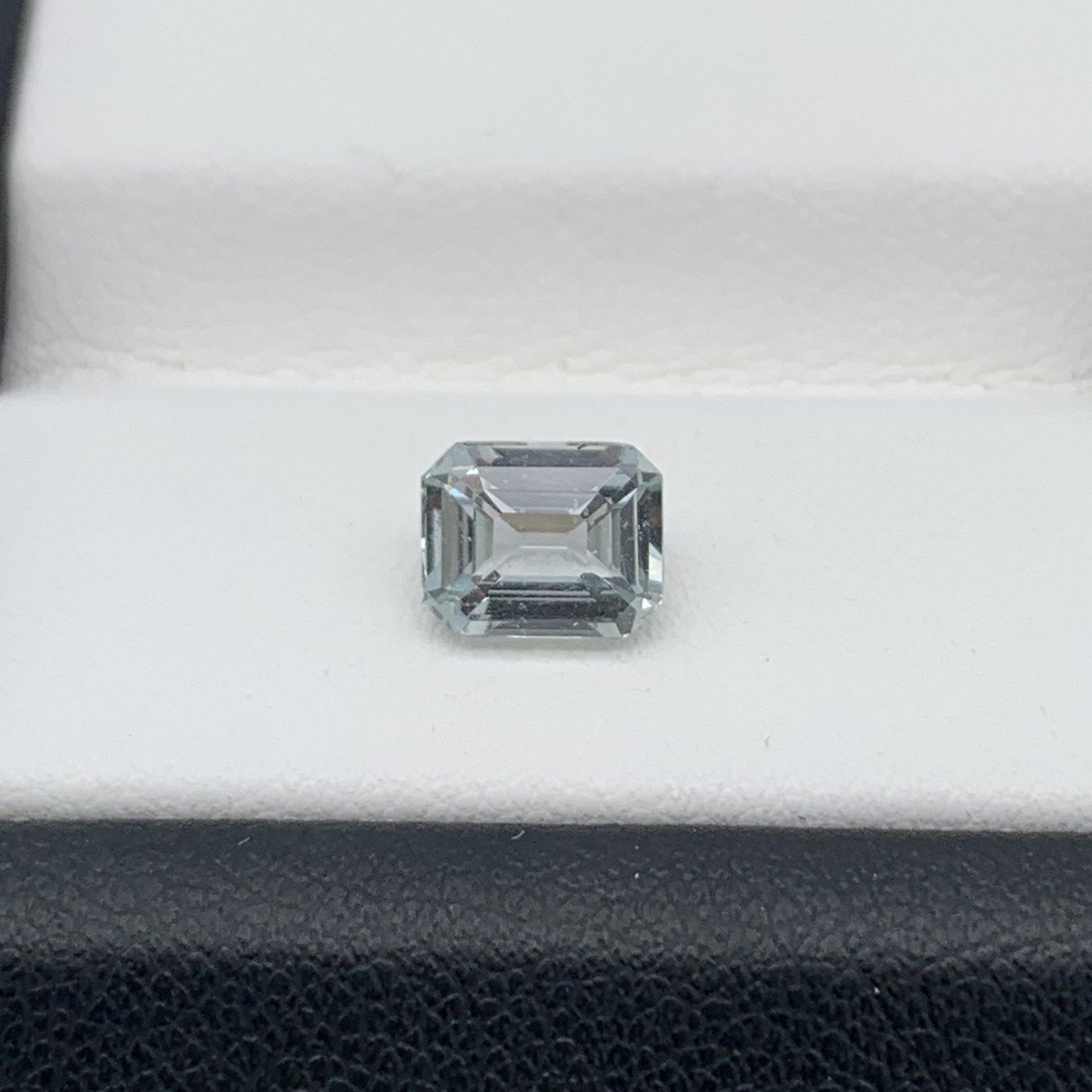 1.49CT Natural Teal Sapphire 