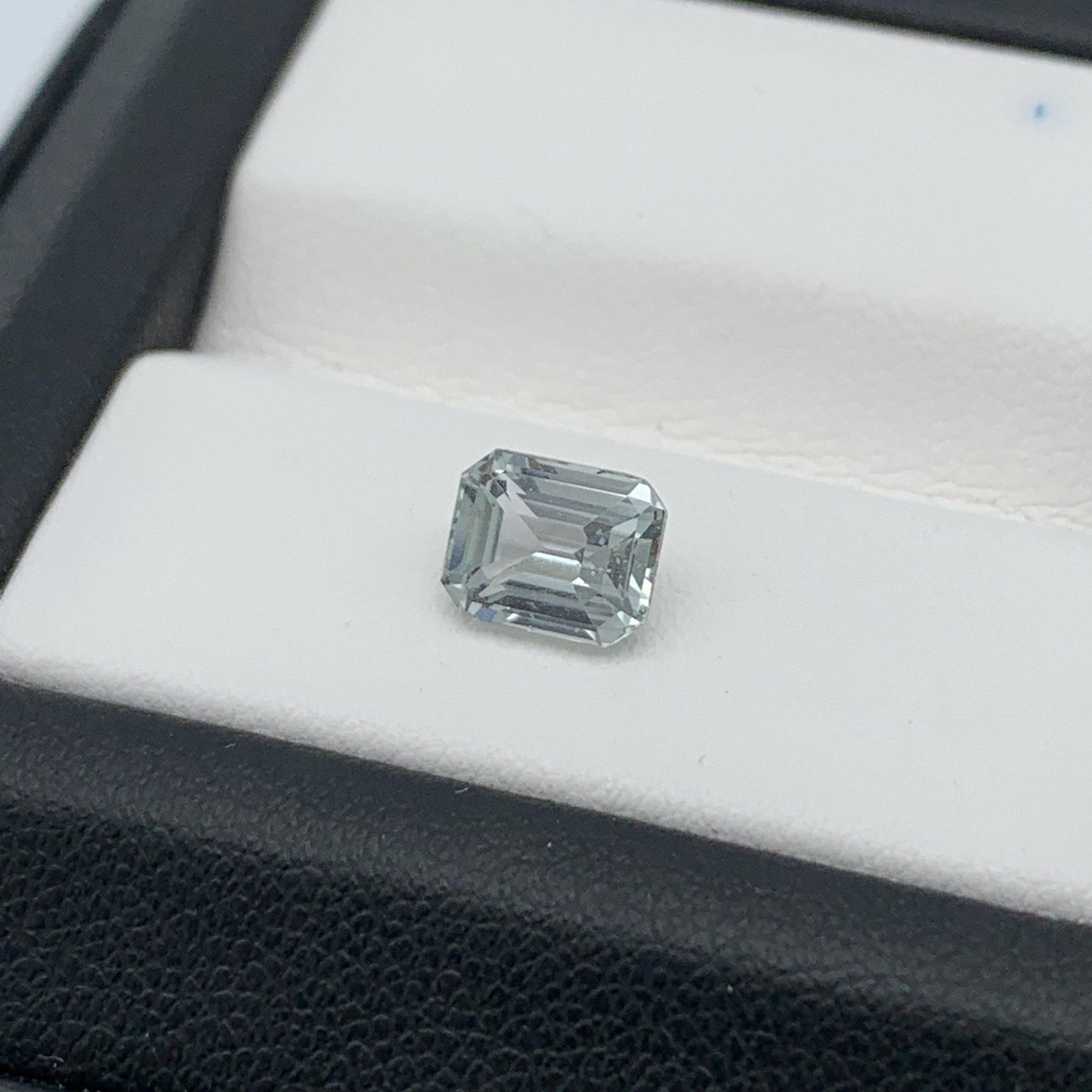 1.49CT Natural Teal Sapphire 