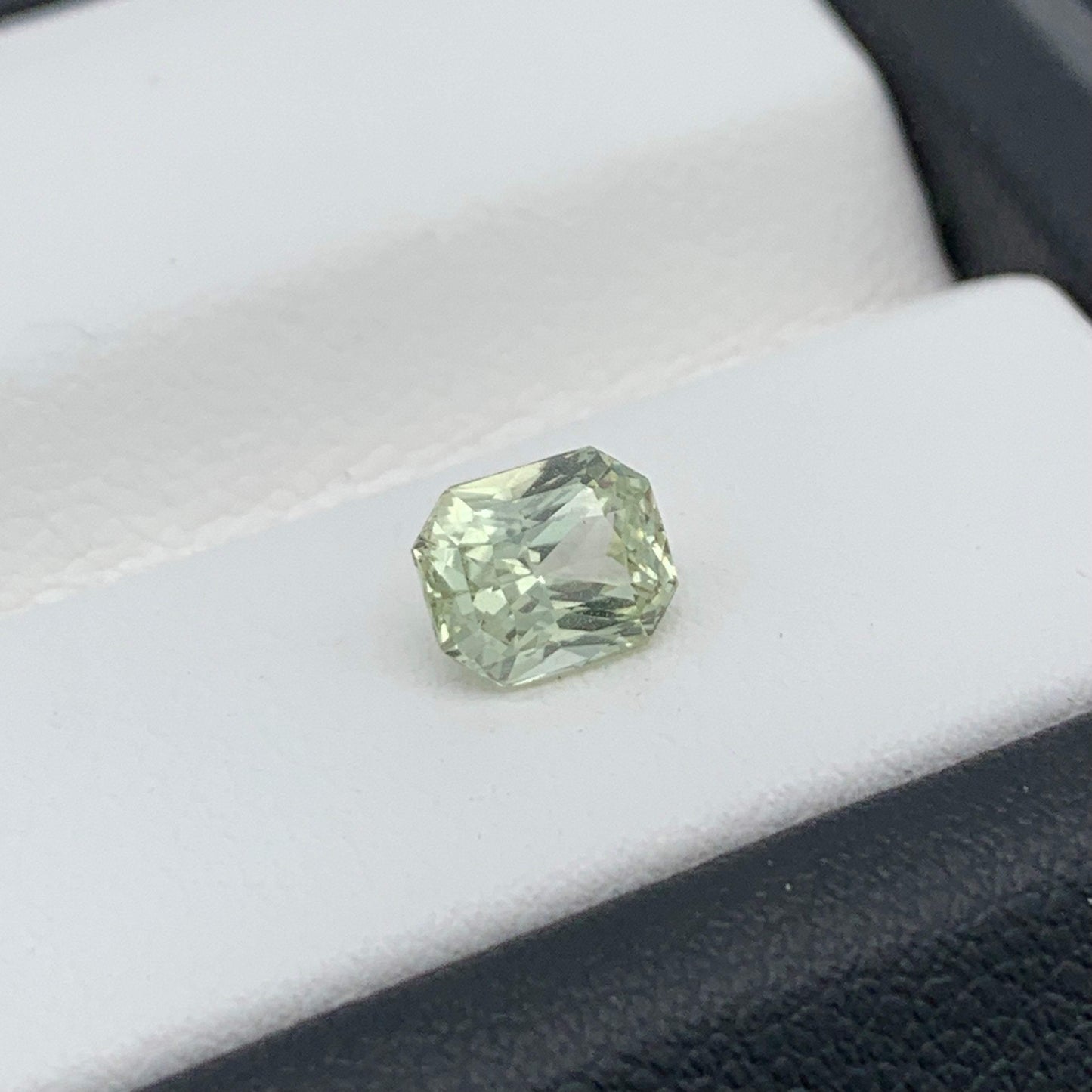1.13CT Natural Green Sapphire 