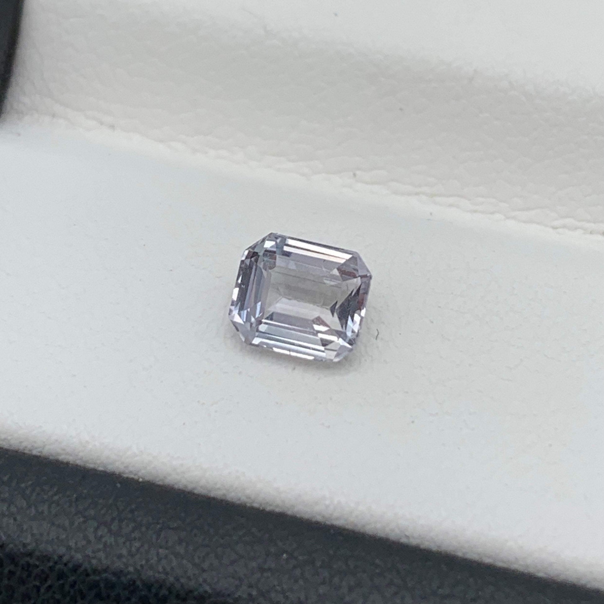0.86CT Natural Violet Sapphire 