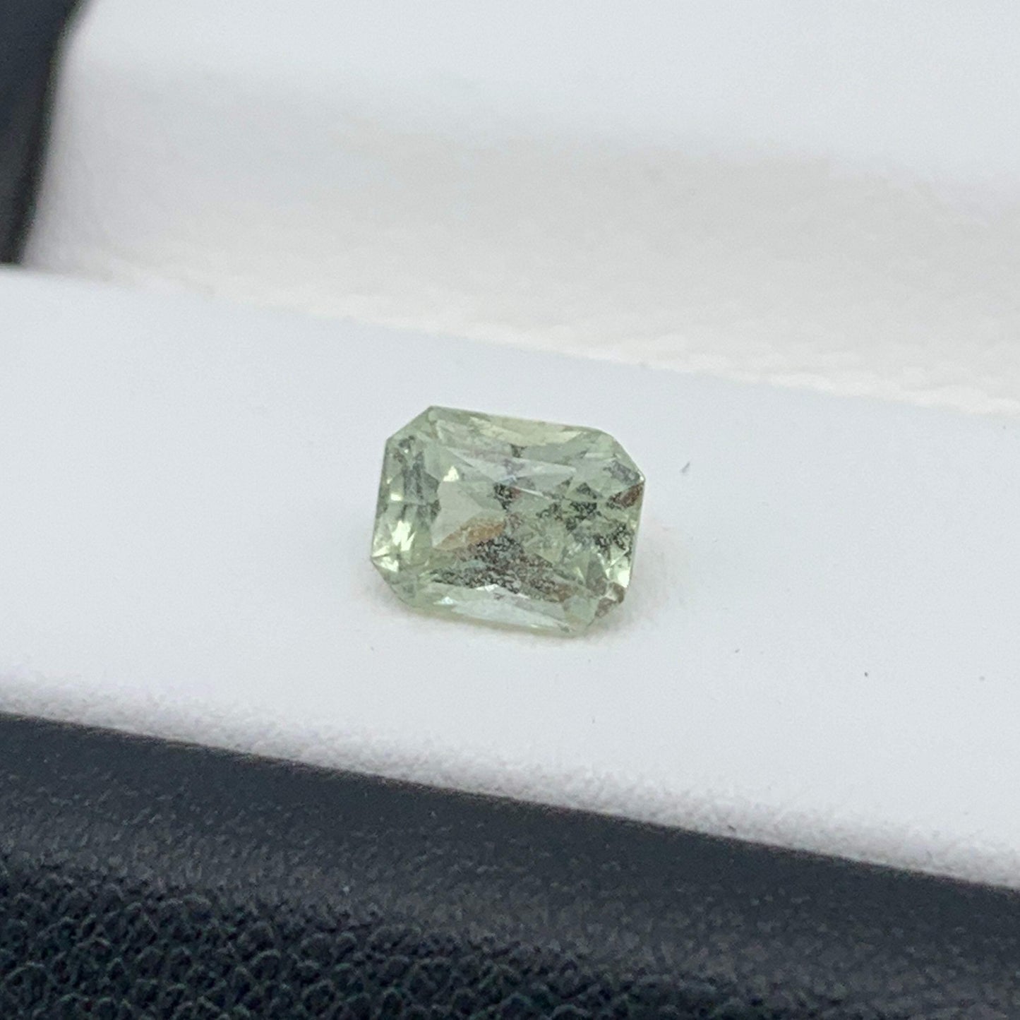 1.16CT Natural Green Sapphire 