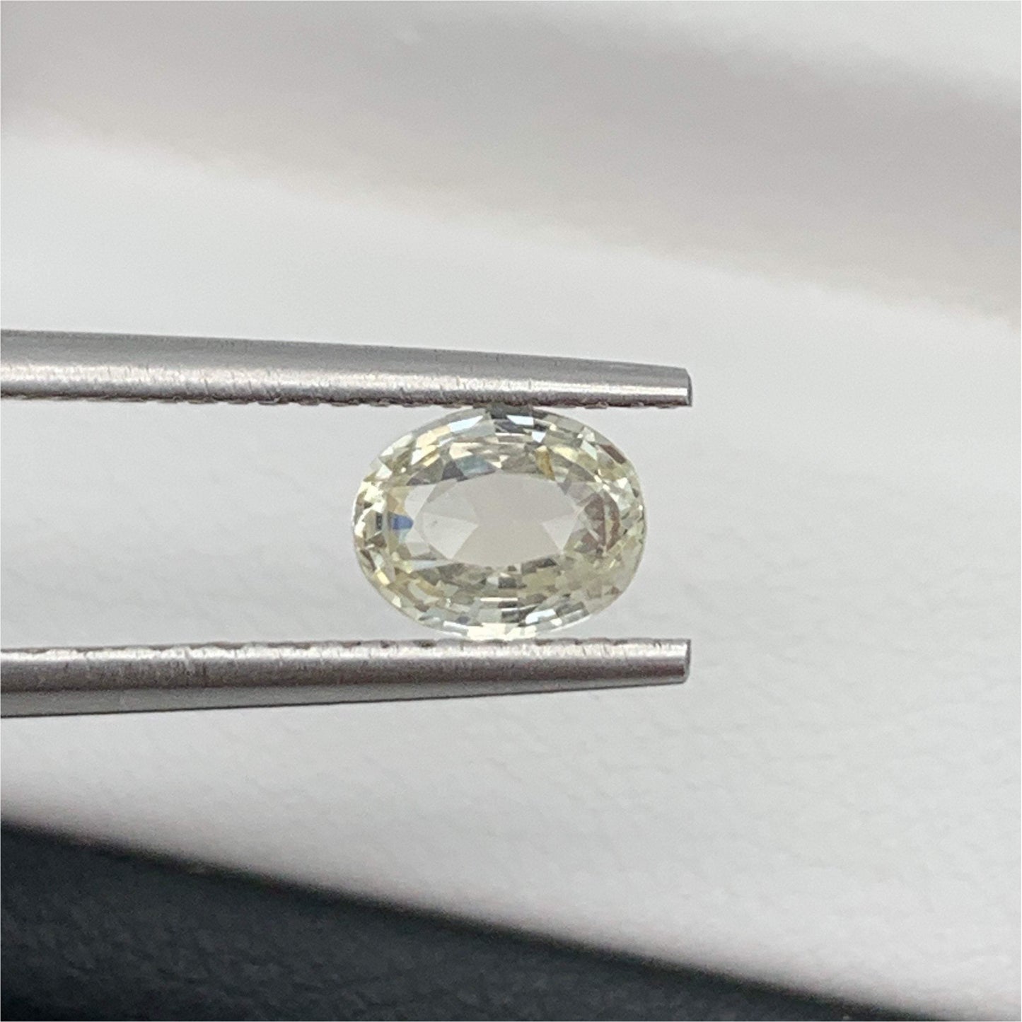 0.99CT Natural Yellow Sapphire 