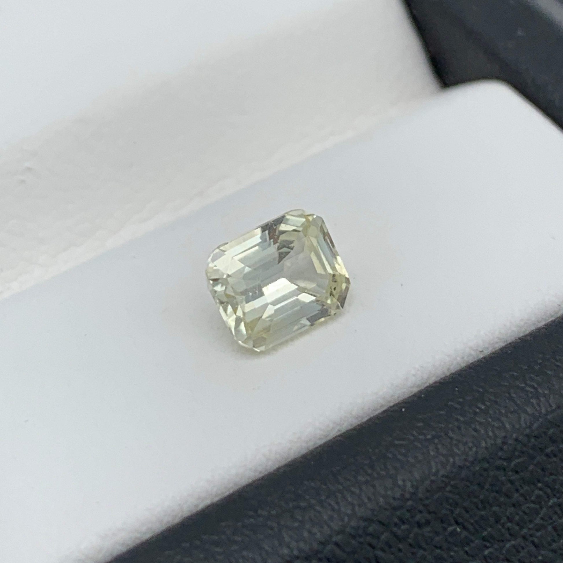1.13CT Natural Yellow Sapphire 