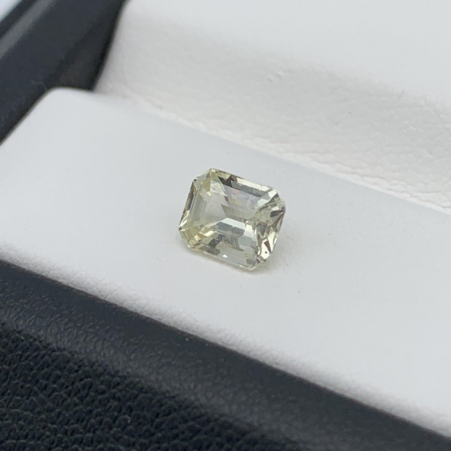 1.13CT Natural Yellow Sapphire 